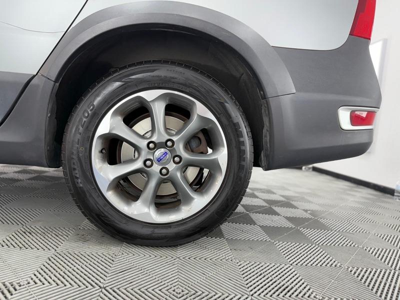 2009 Volvo XC70 image 9