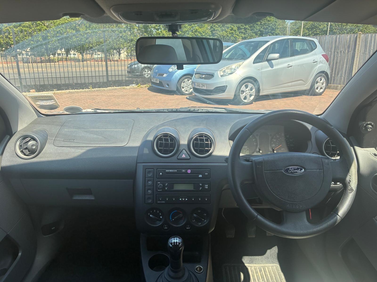 Ford Fiesta view 17