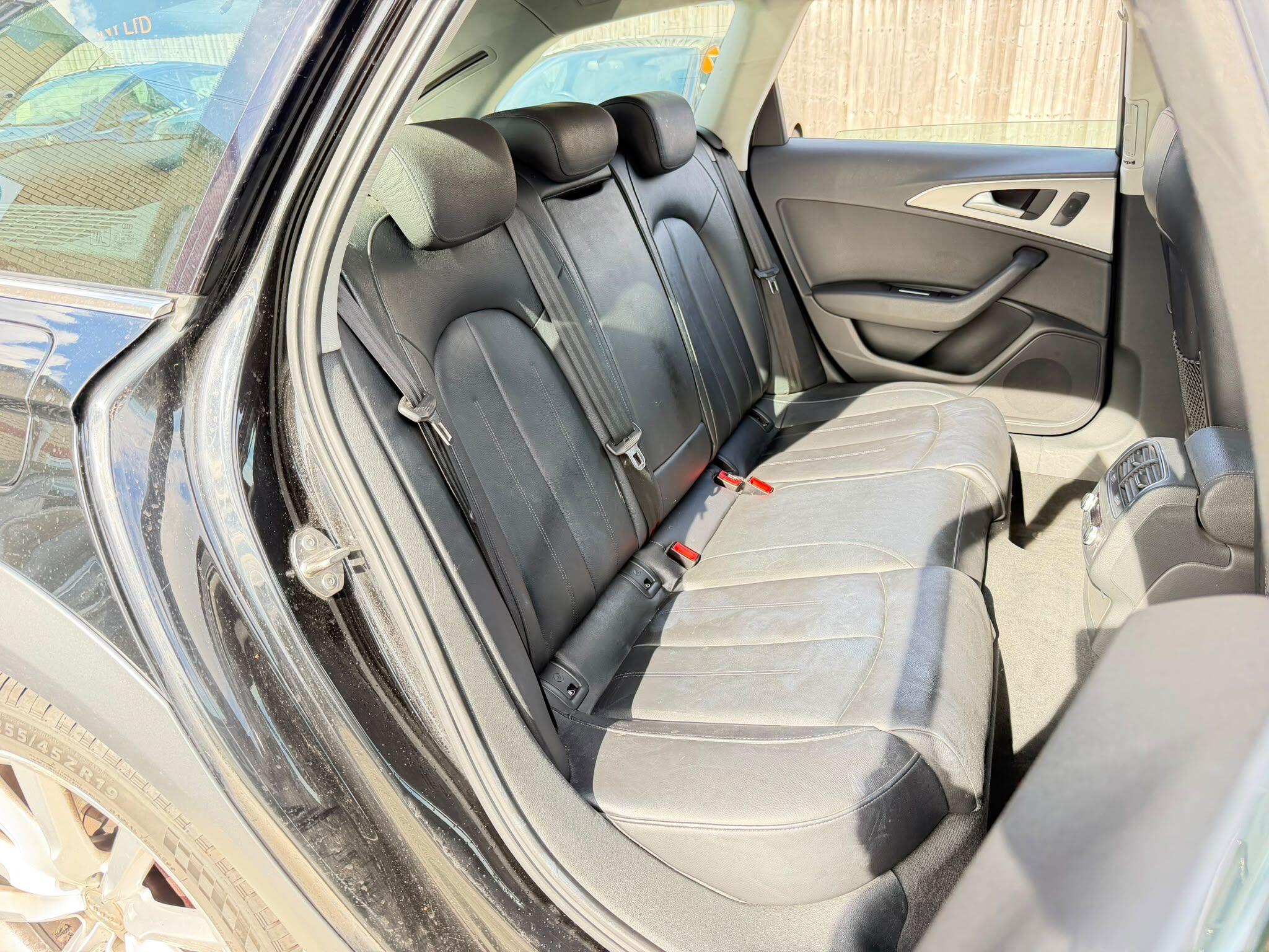 Audi A6 view 14