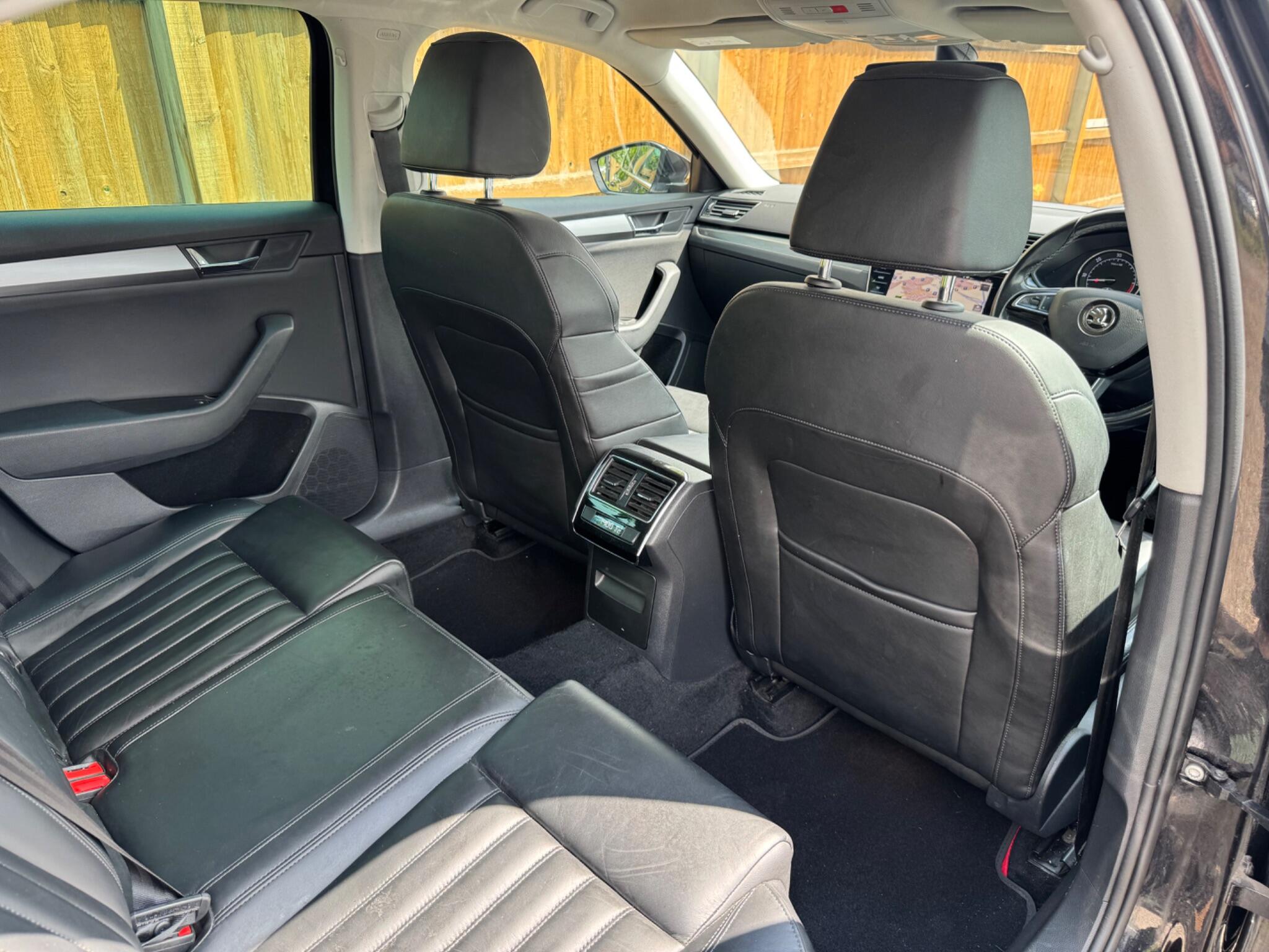 Skoda Superb view 15