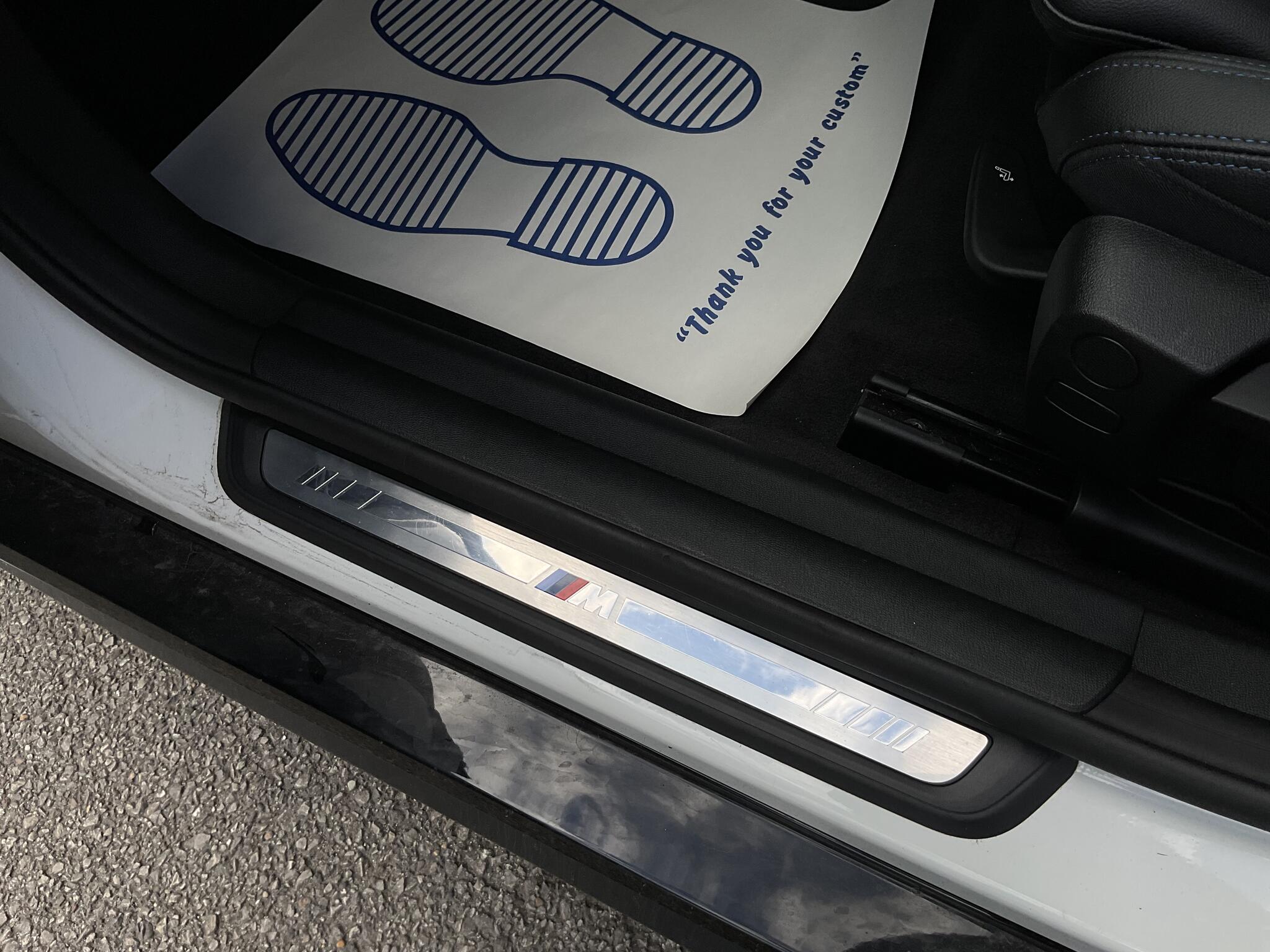 BMW I4 view 20
