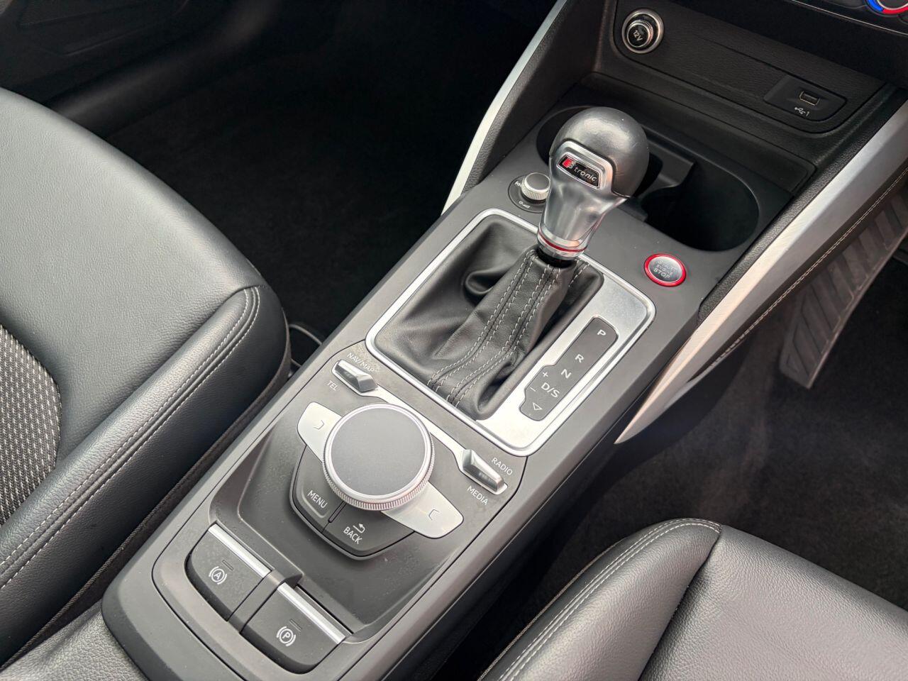 Audi SQ2 view 29