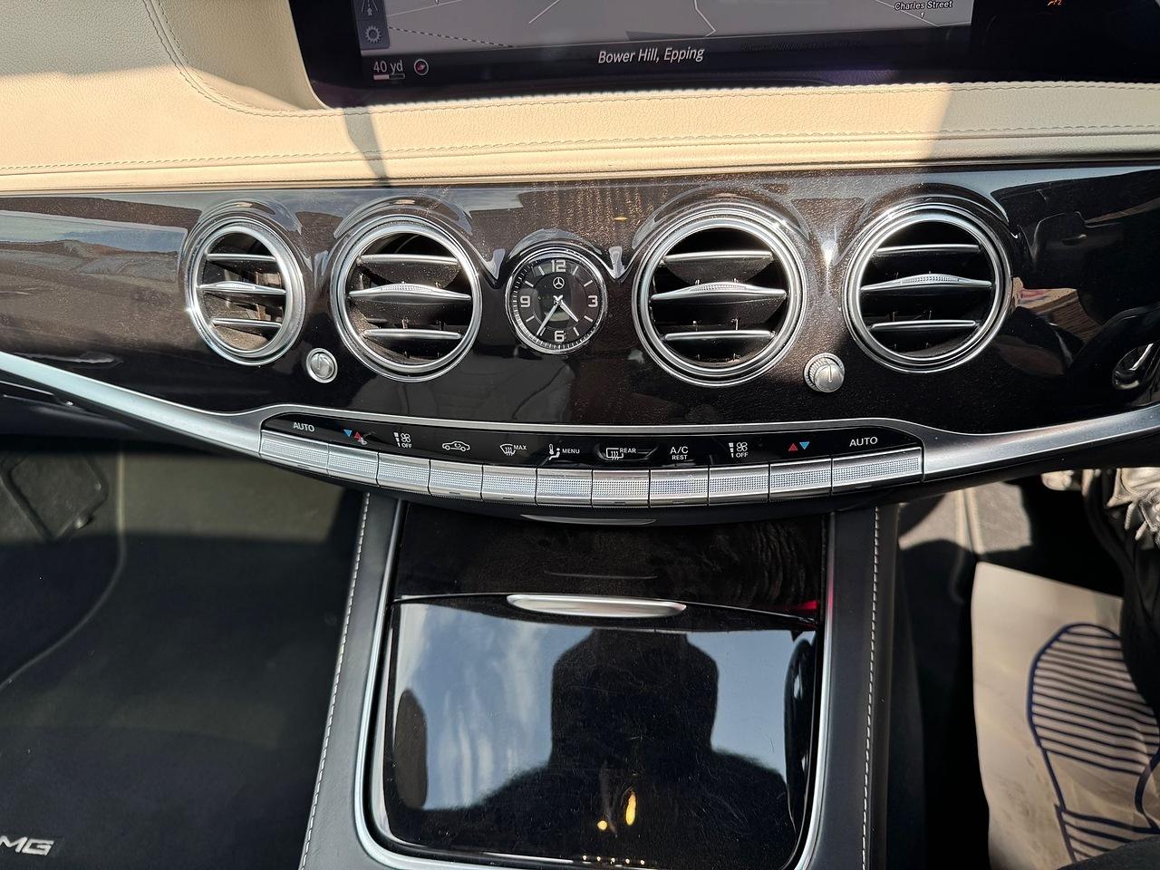 Mercedes-Benz S Class view 29