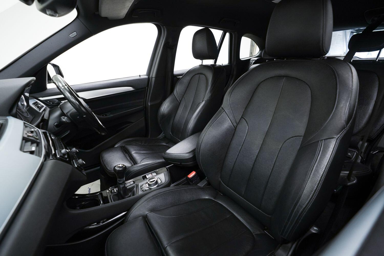 BMW X1 view 30