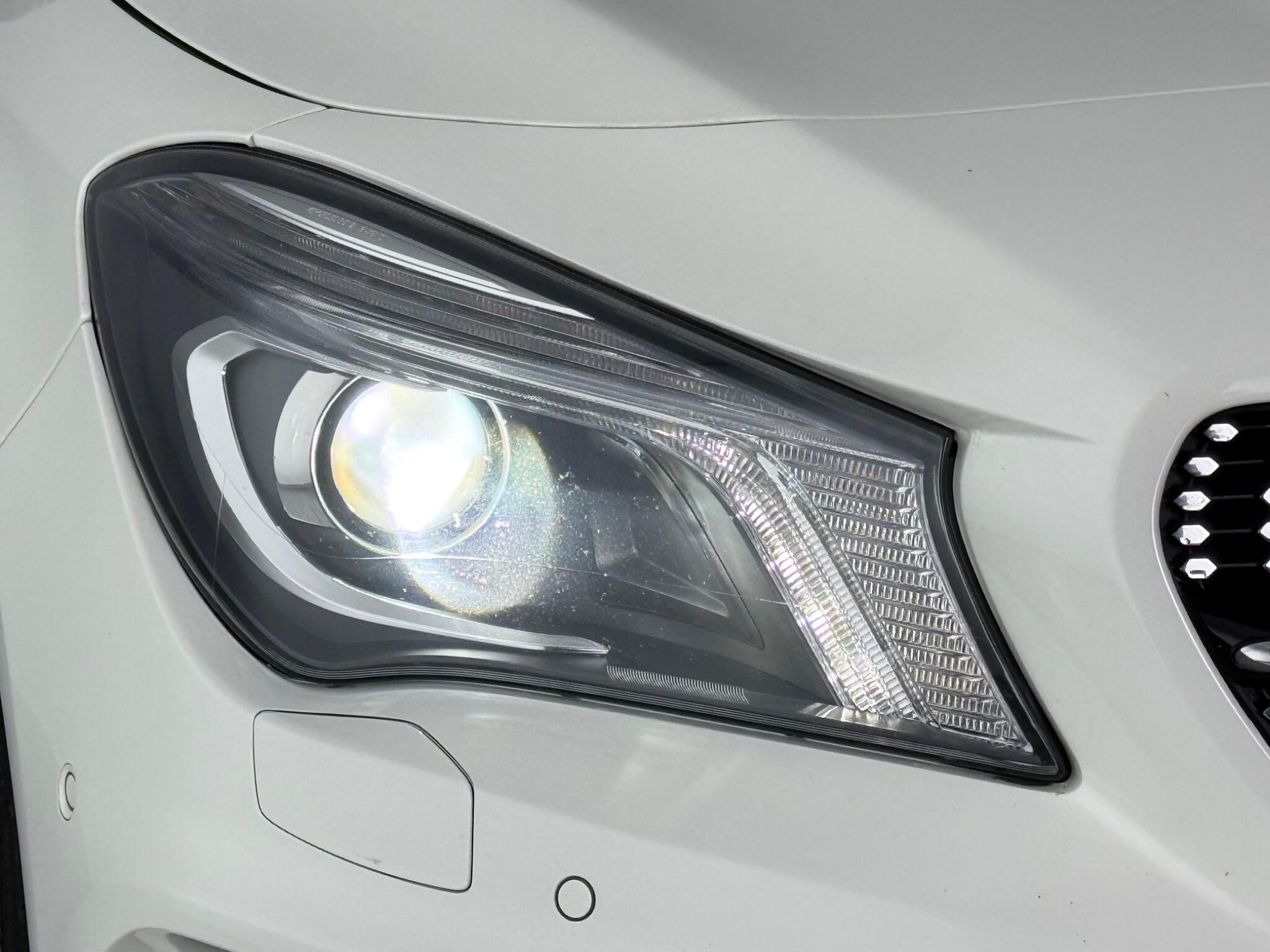 Mercedes-Benz CLA view 12