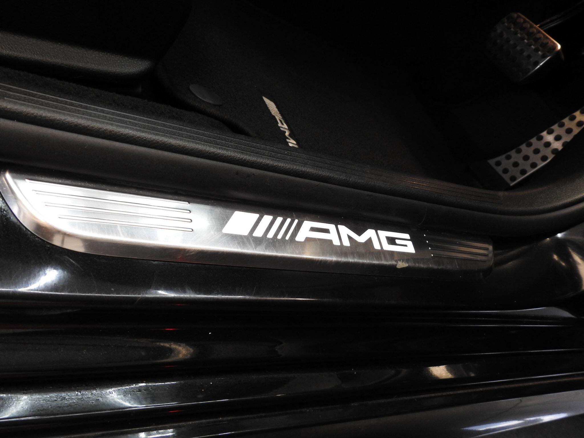 Mercedes-Benz E-Class view 45