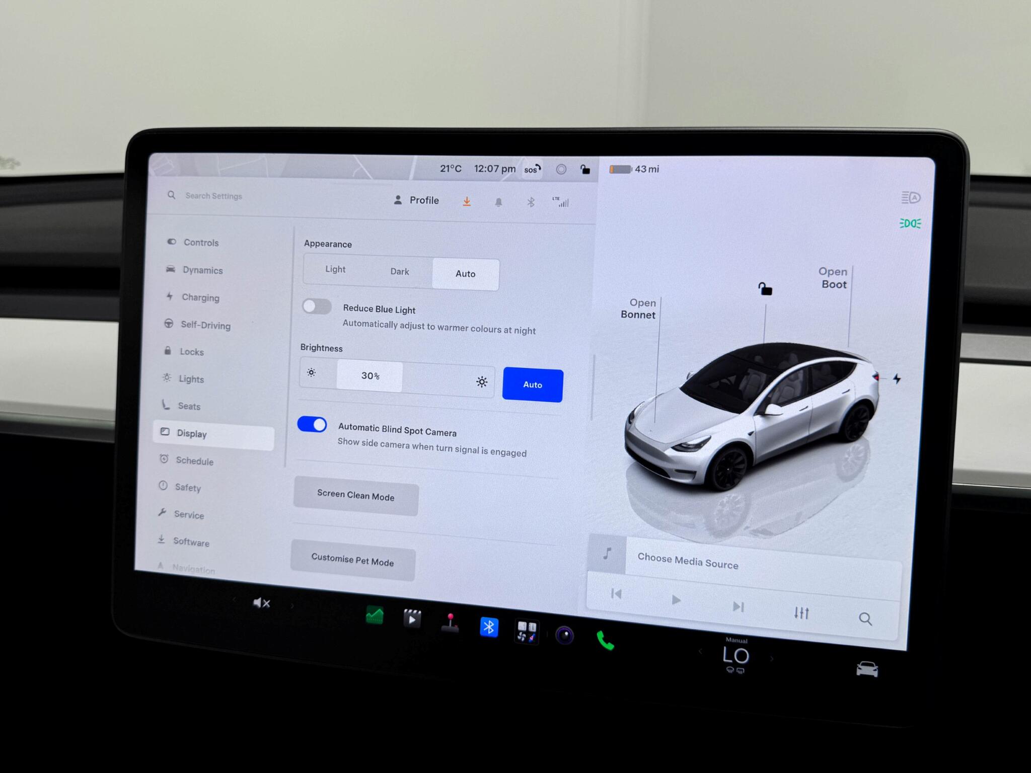 Tesla Model Y view 55