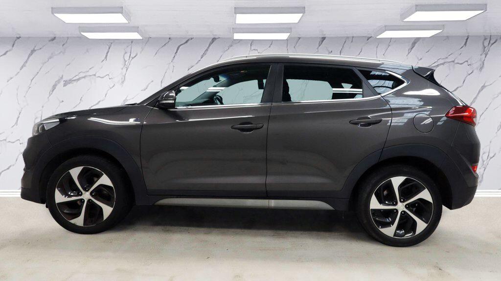 Hyundai Tucson view 9