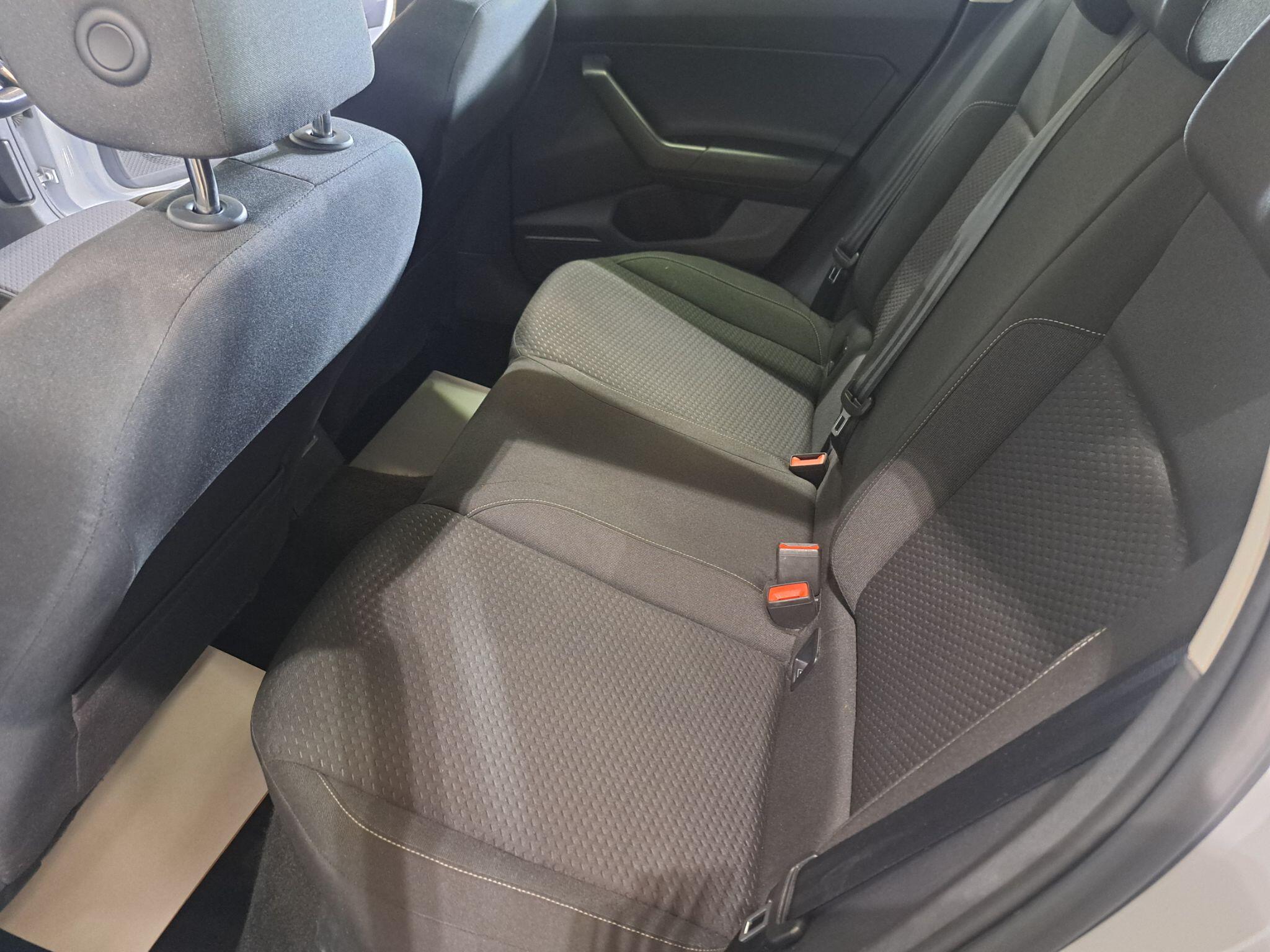 Volkswagen Polo view 27