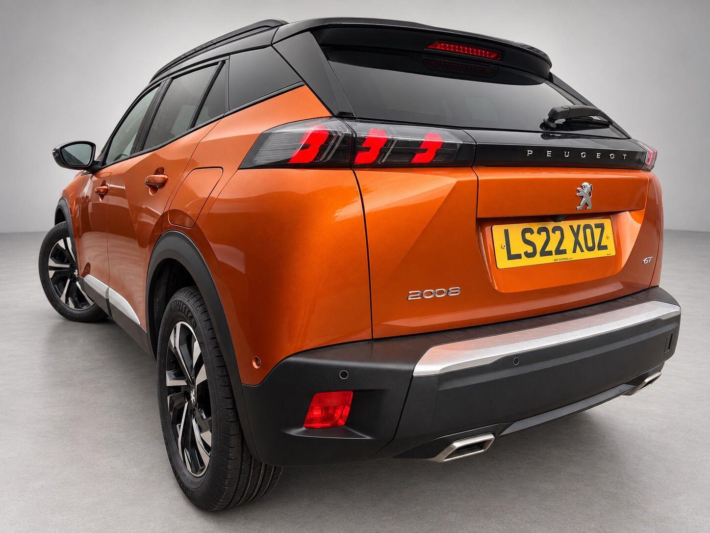 Peugeot 2008 view 11
