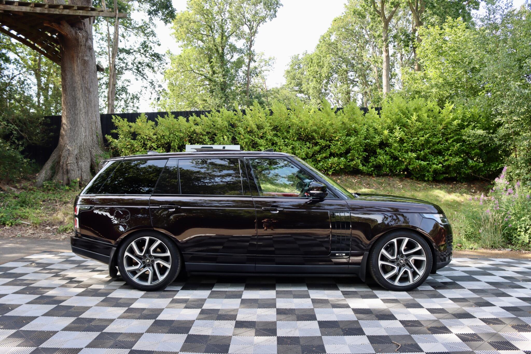Land Rover Range Rover view 14