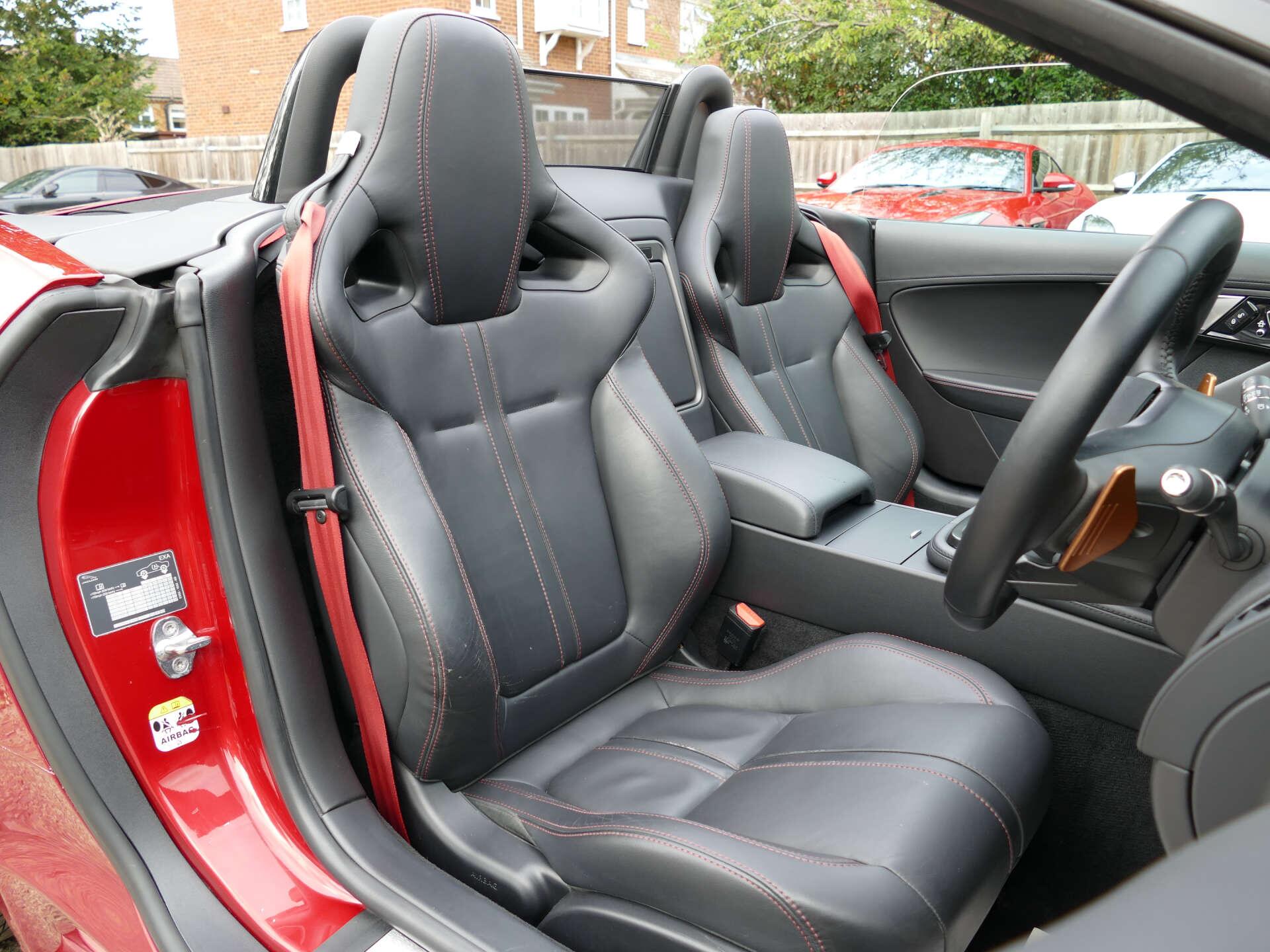 Jaguar F-Type view 32