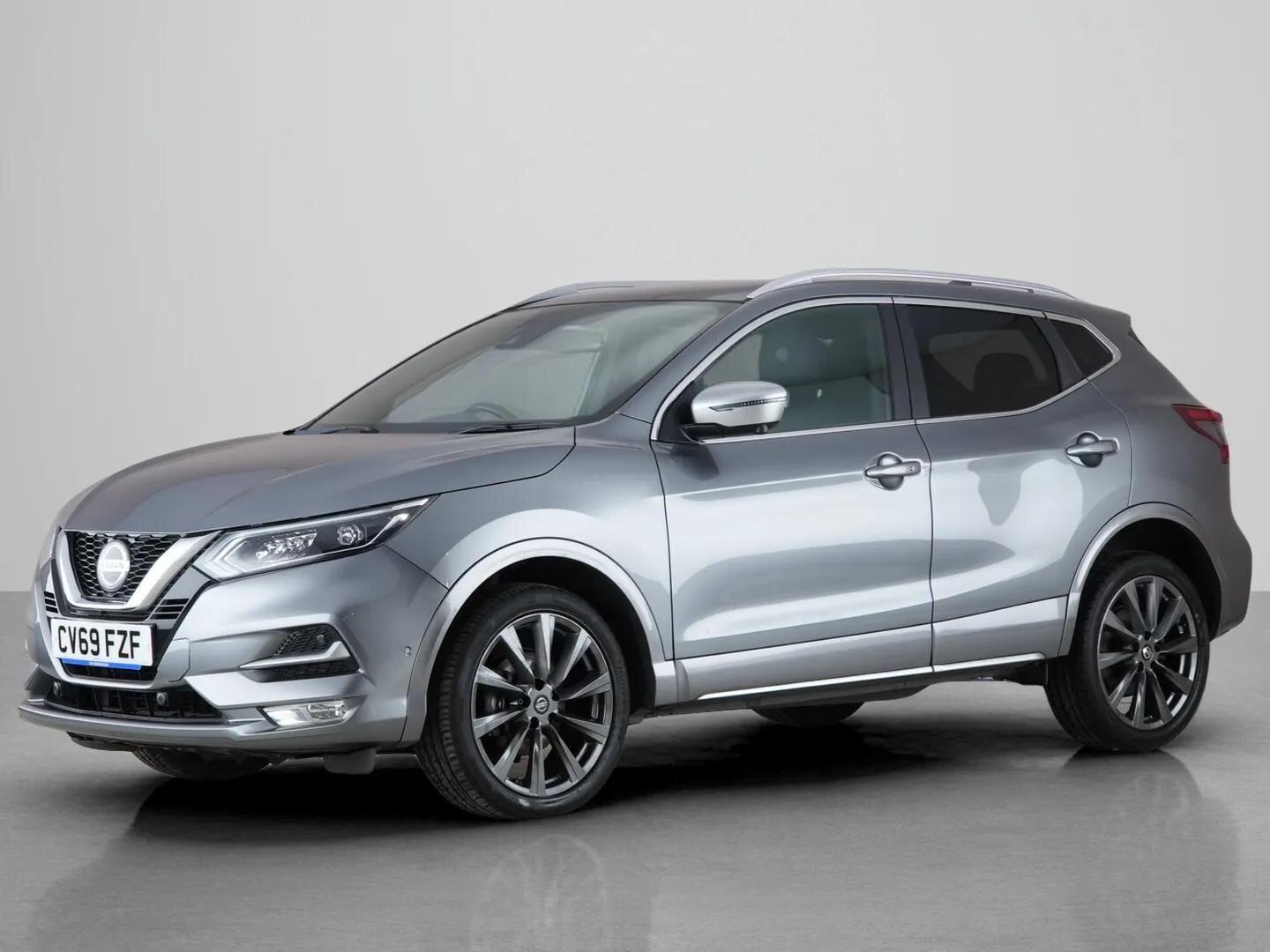 Nissan Qashqai view 2