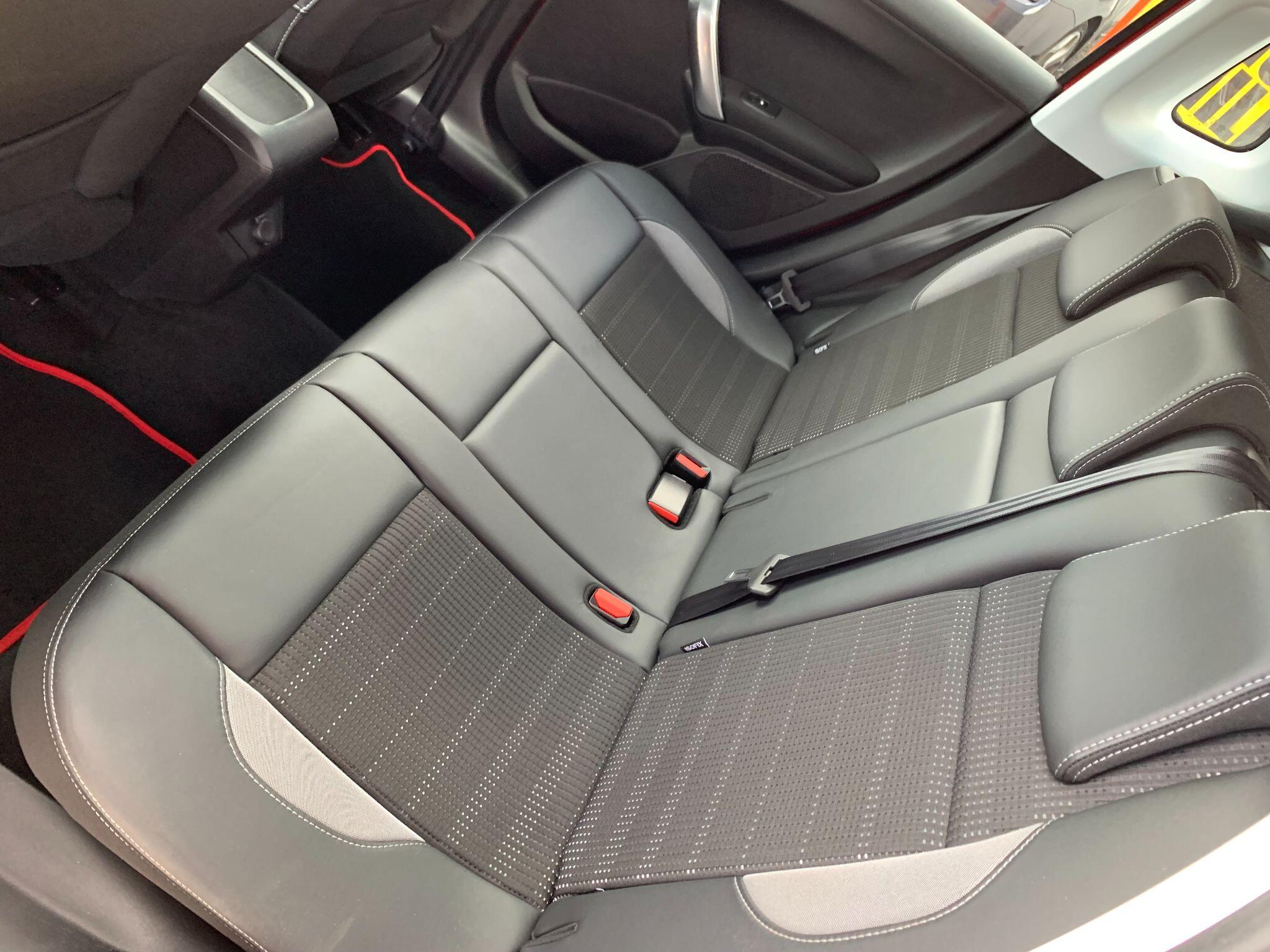 Peugeot 2008 view 21