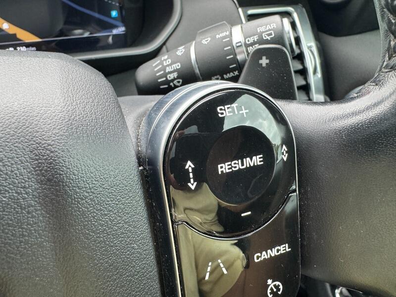 Land Rover Discovery view 46