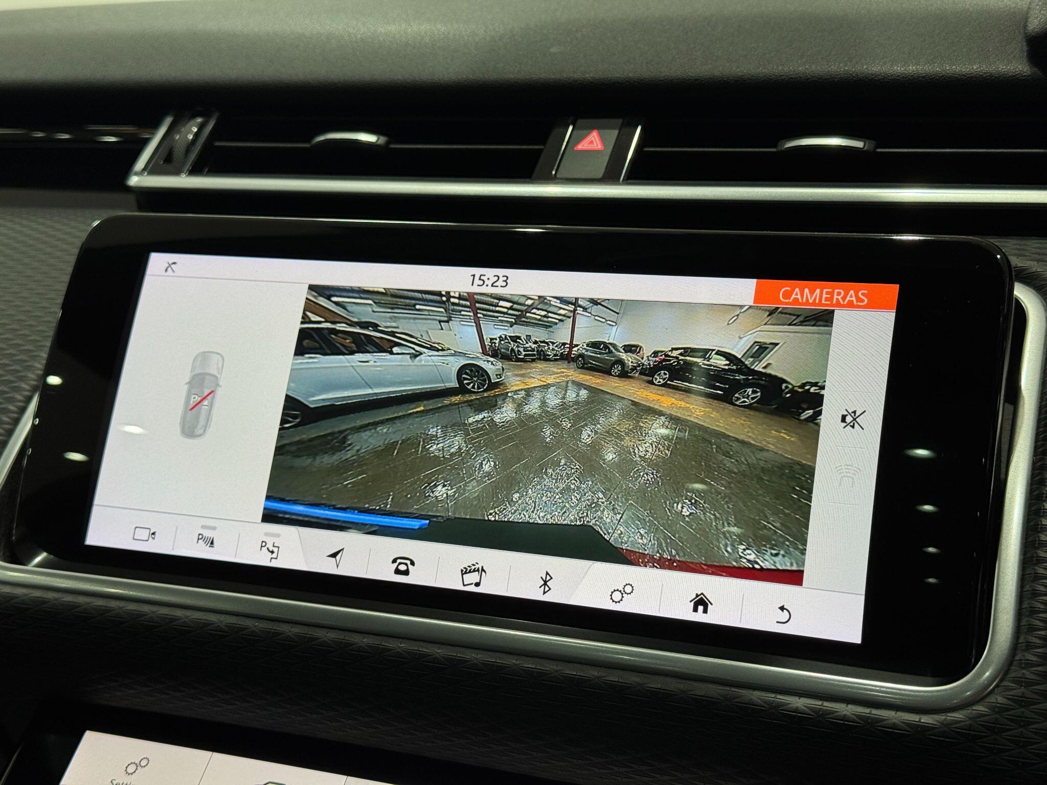 Land Rover Range Rover Velar view 32