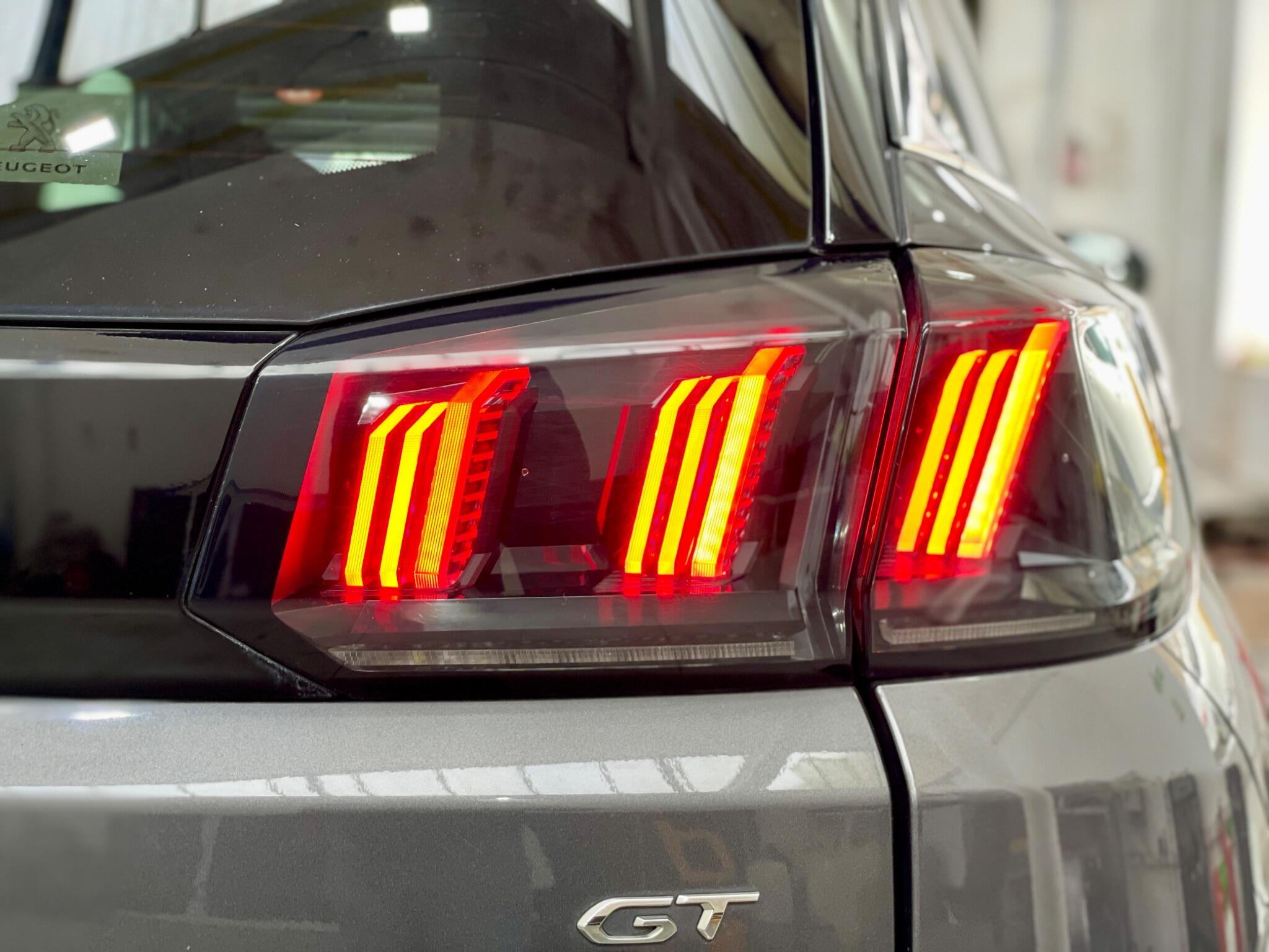 Peugeot 5008 view 21