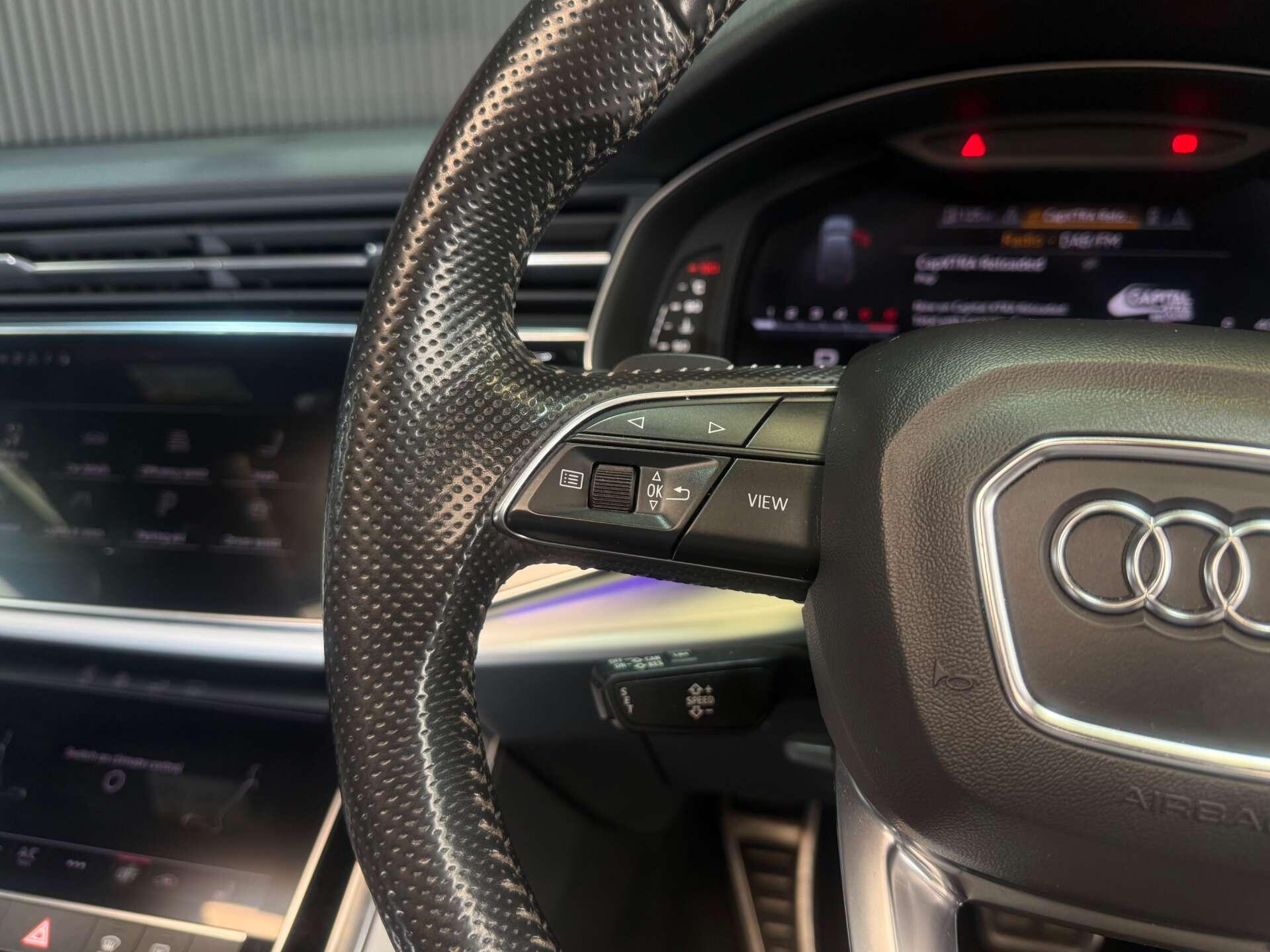 Audi SQ7 view 35