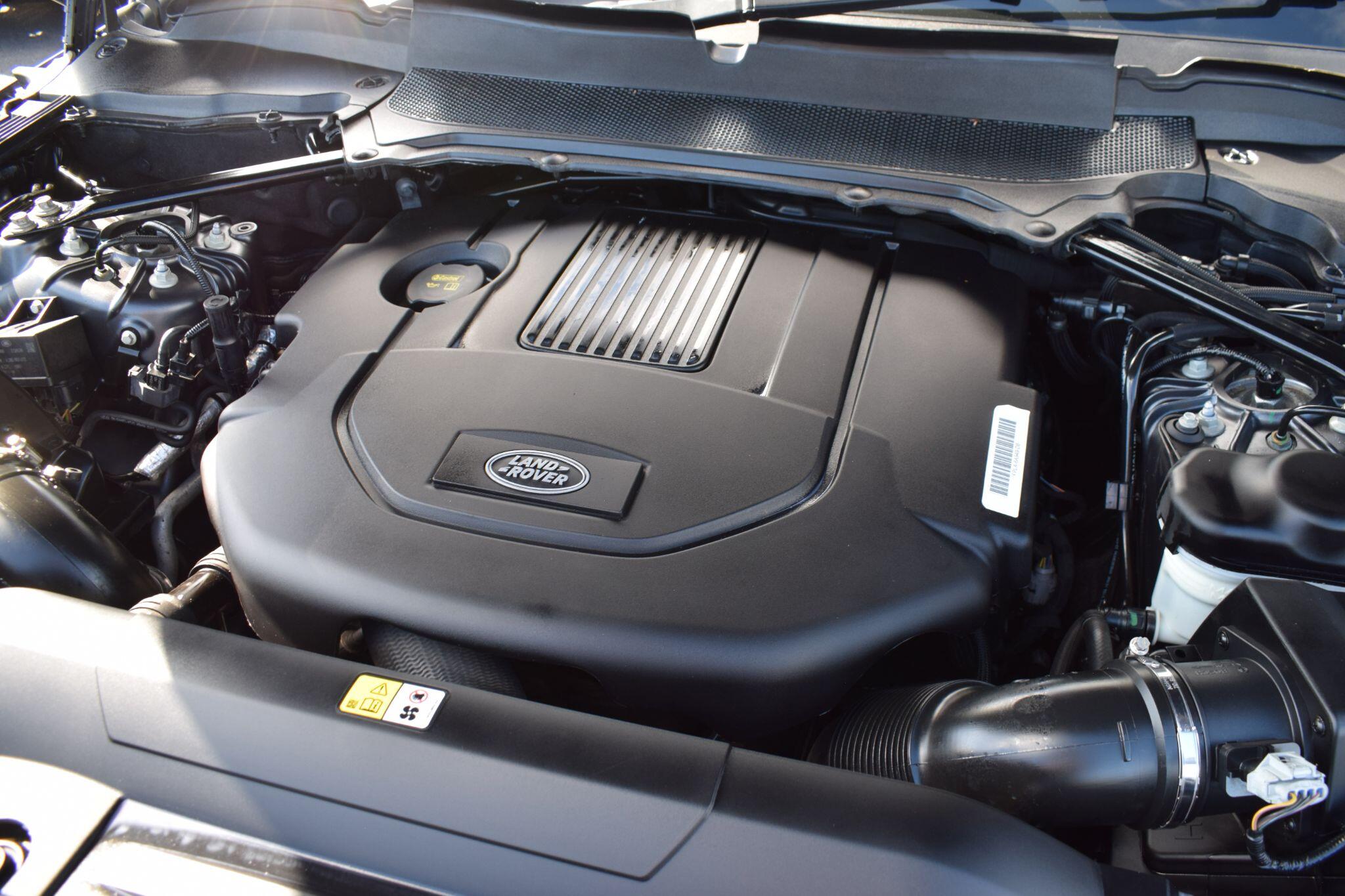 Land Rover Range Rover Sport view 38