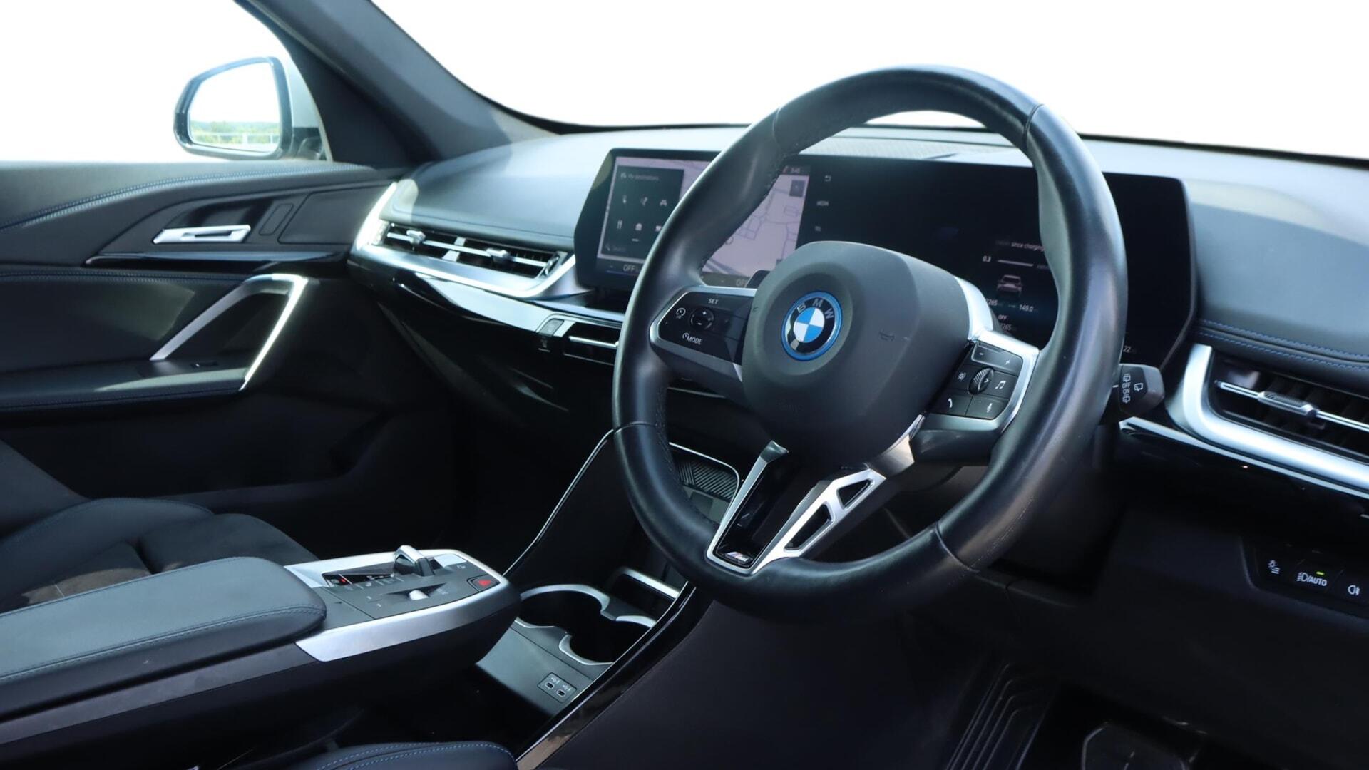 BMW Ix1 view 6