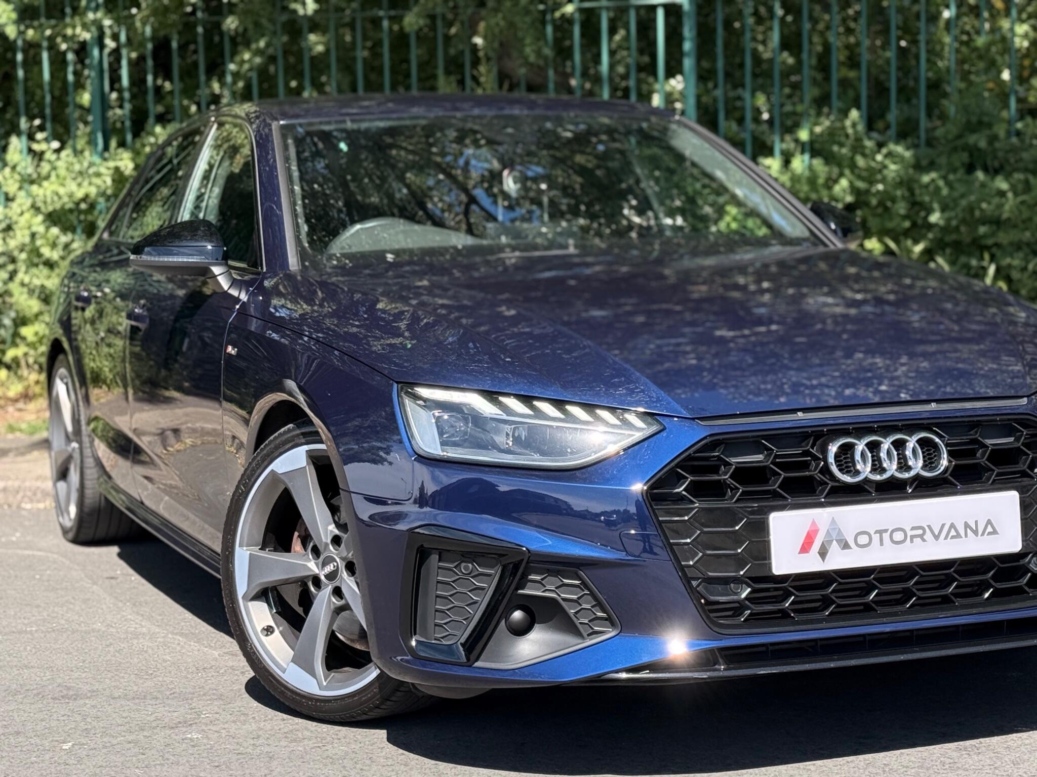 Audi A4 view 5