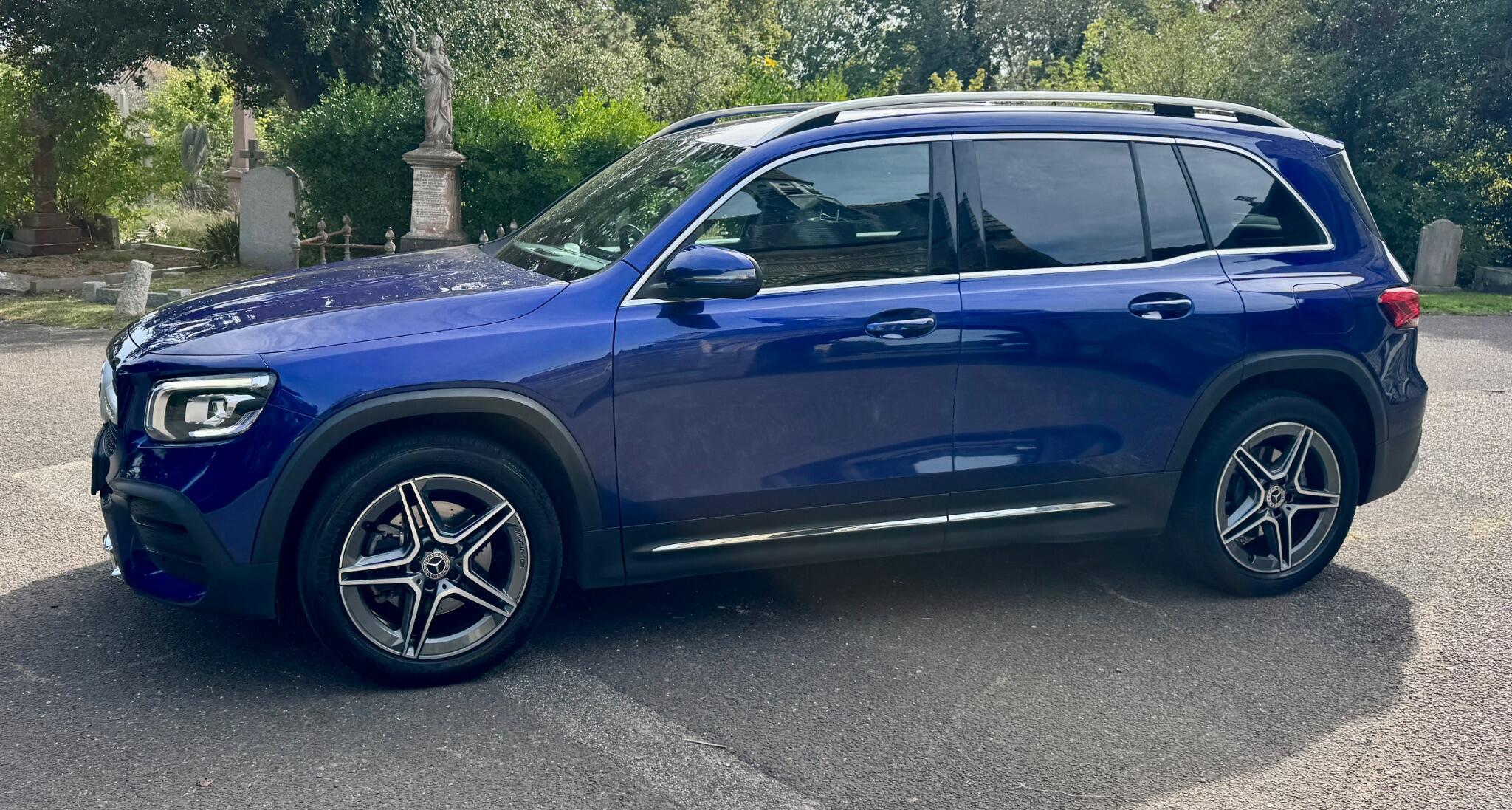 Mercedes-Benz GLB view 16