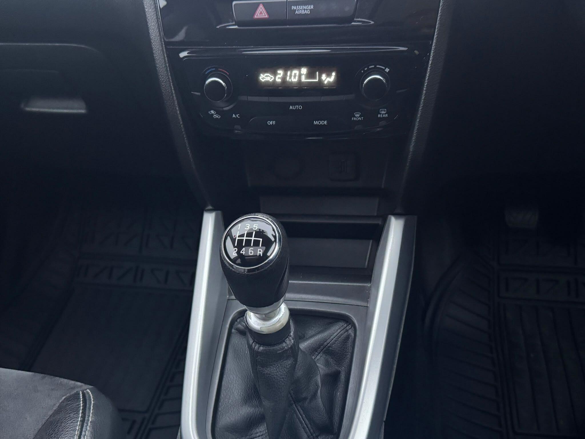 Suzuki Vitara view 19