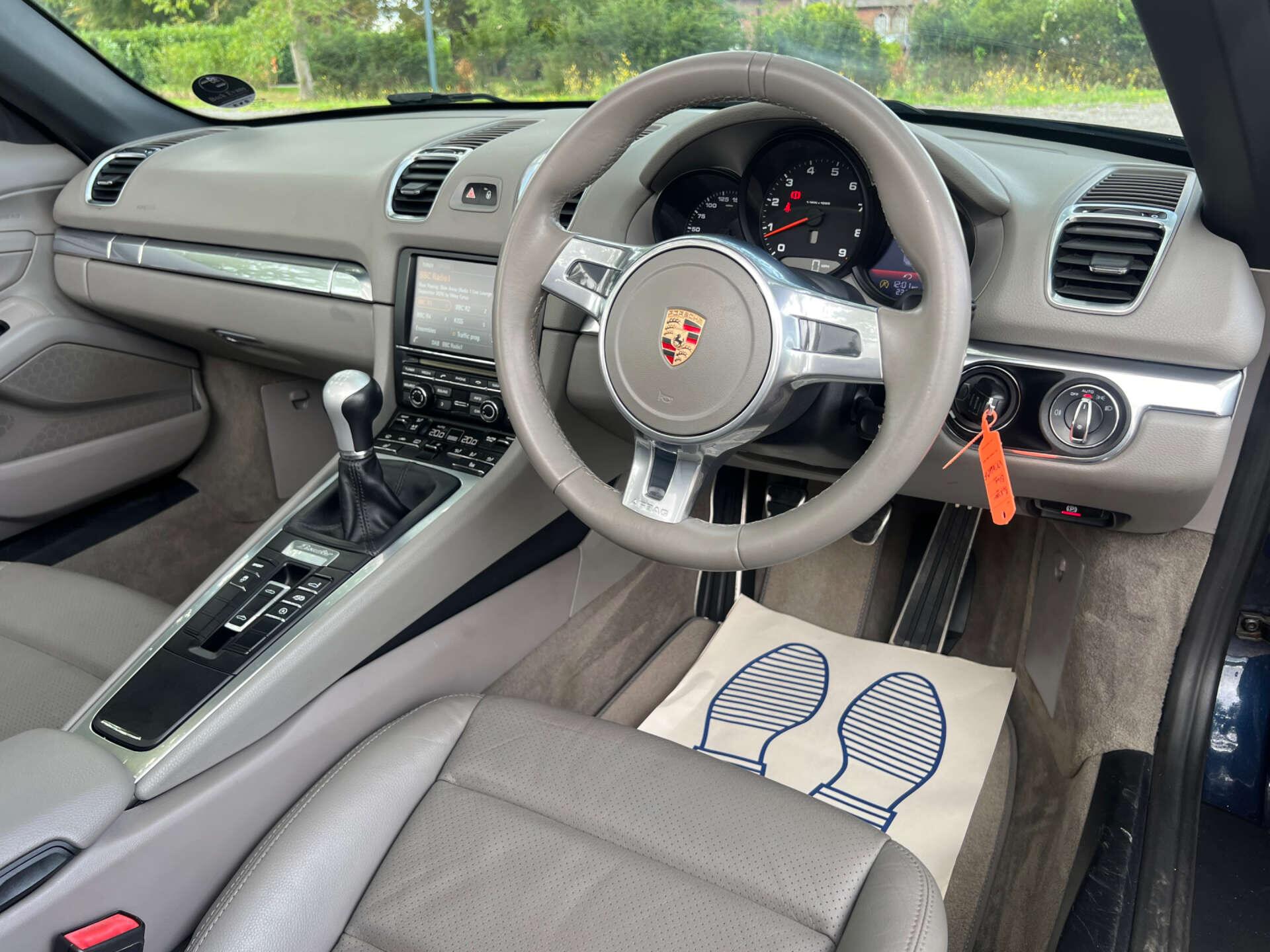 Porsche Boxster view 31