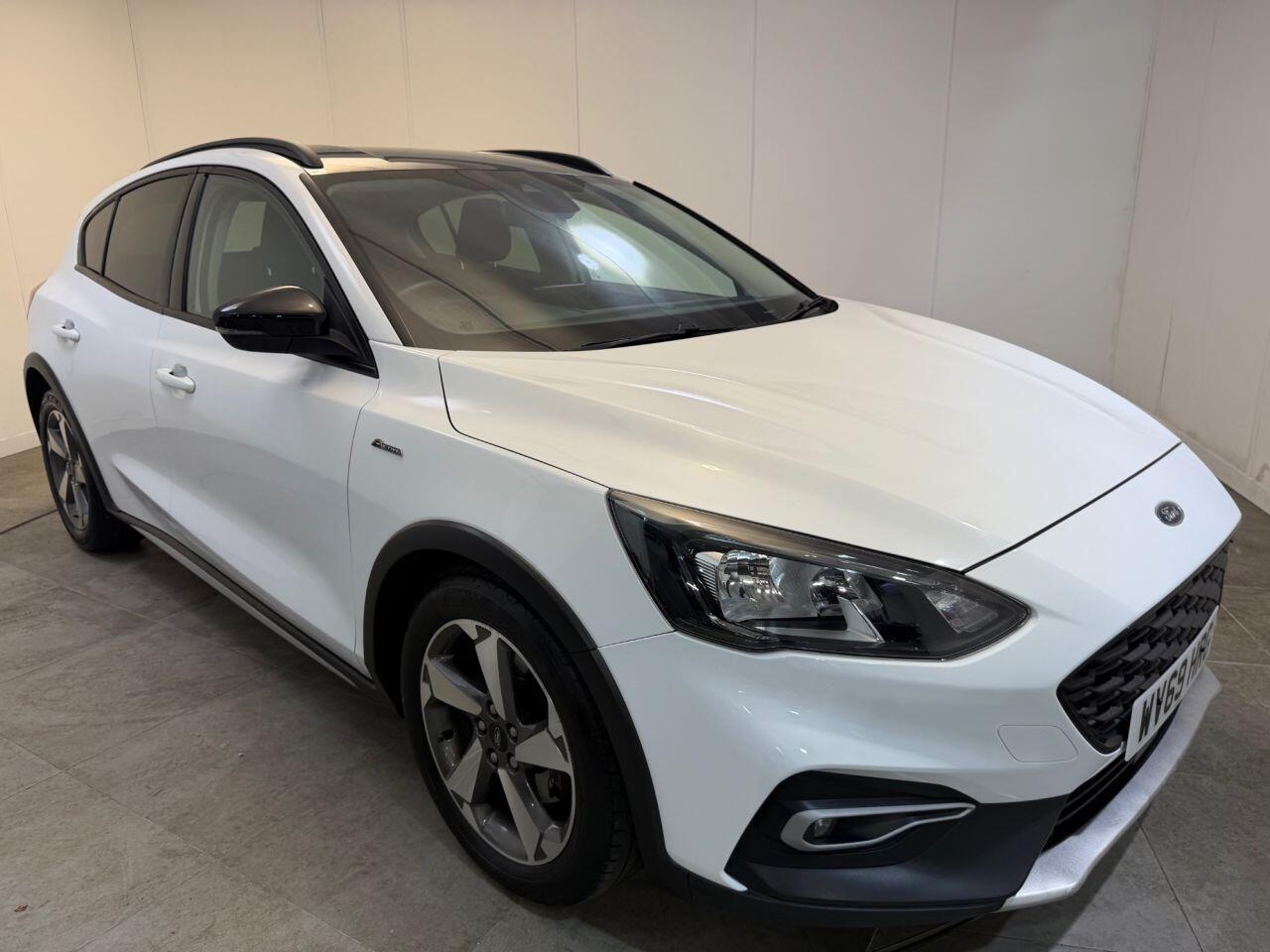 Ford Focus view 32