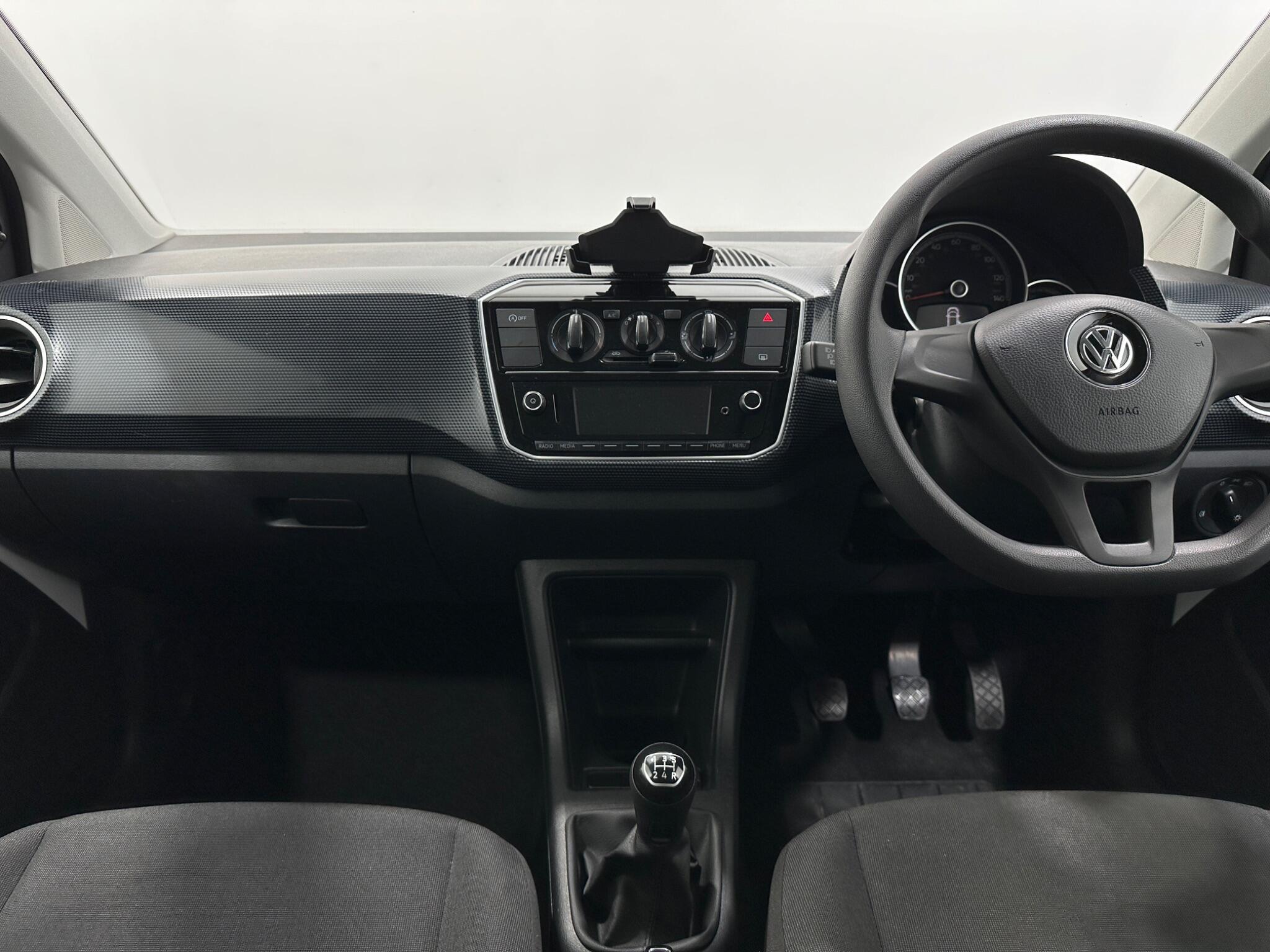 Volkswagen Up! view 17
