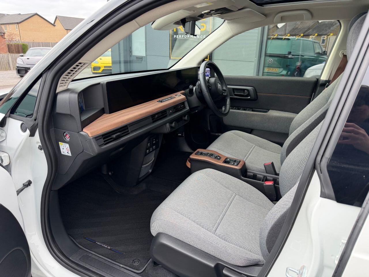 Honda Honda E view 16