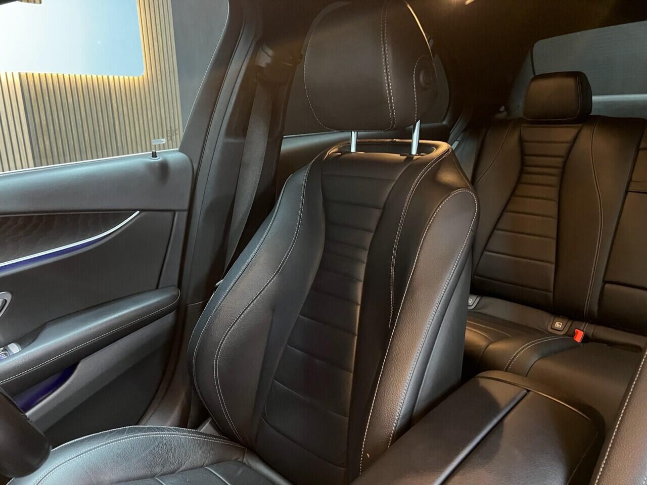Mercedes-Benz E-Class view 30