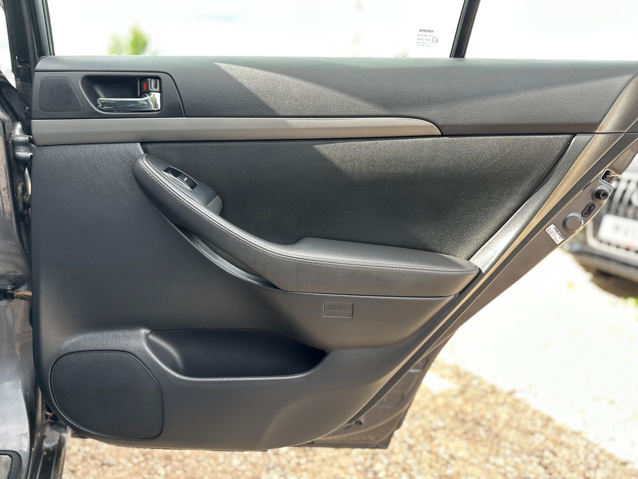 Toyota Avensis view 58