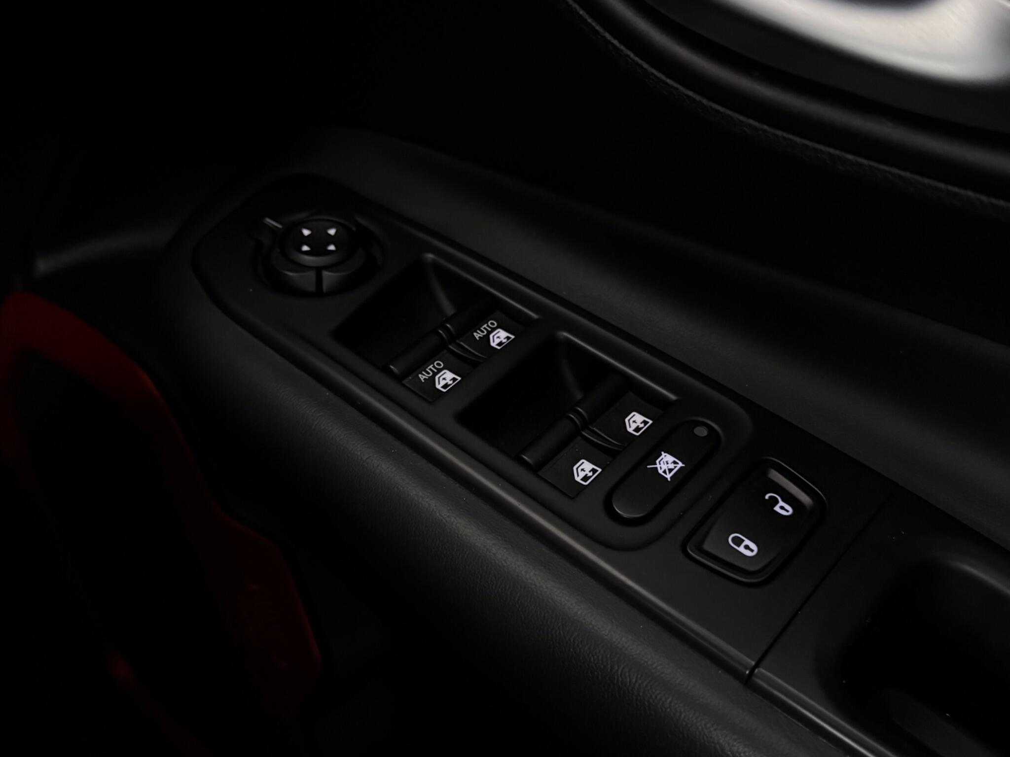 Jeep Renegade view 18