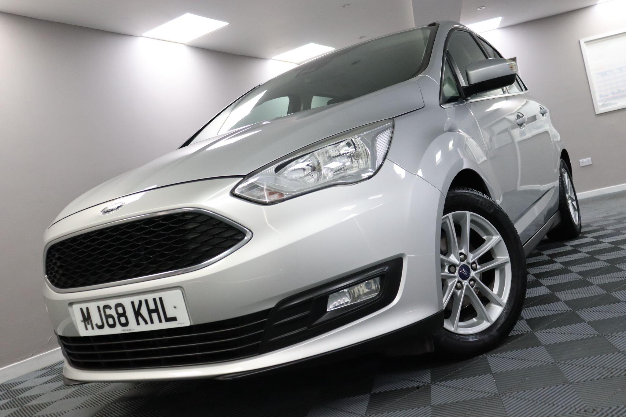Ford C-Max view 8