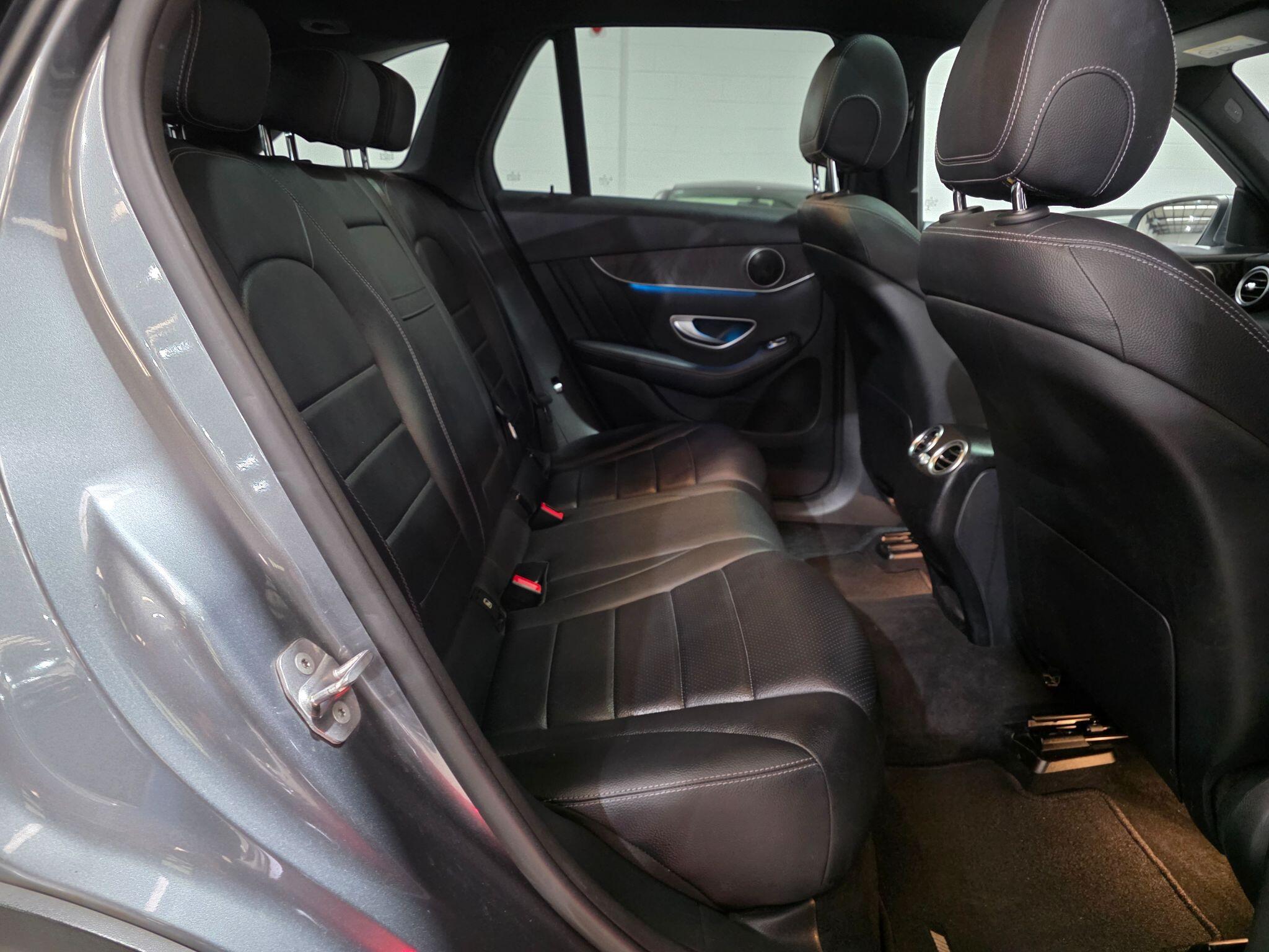 Mercedes-Benz GLC view 23