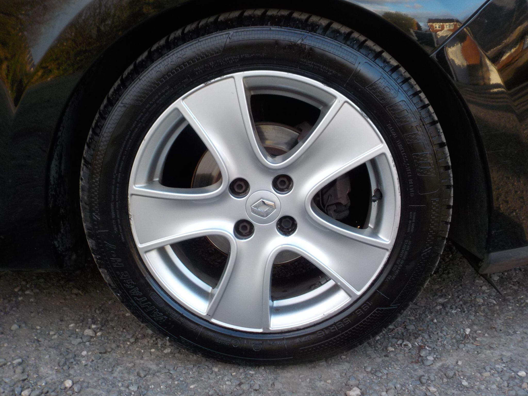 Renault Clio 1.5 dCi Dynamique MediaNav Euro 5 (s/s) 5dr