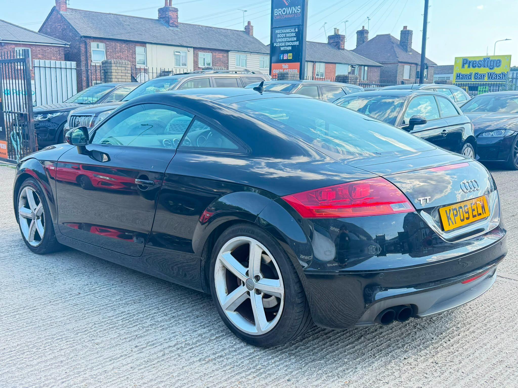 Audi TT view 5