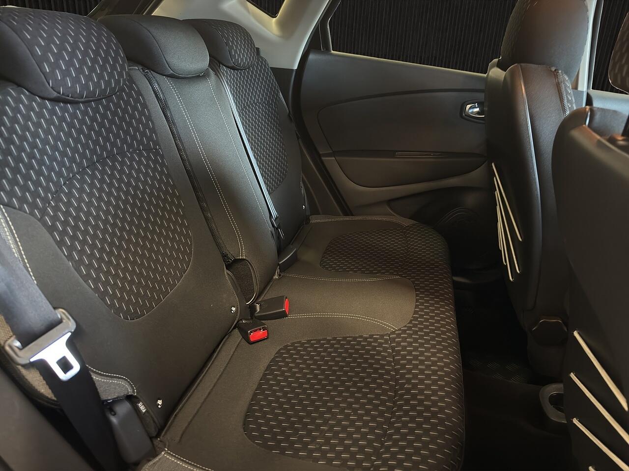 Renault Captur view 3