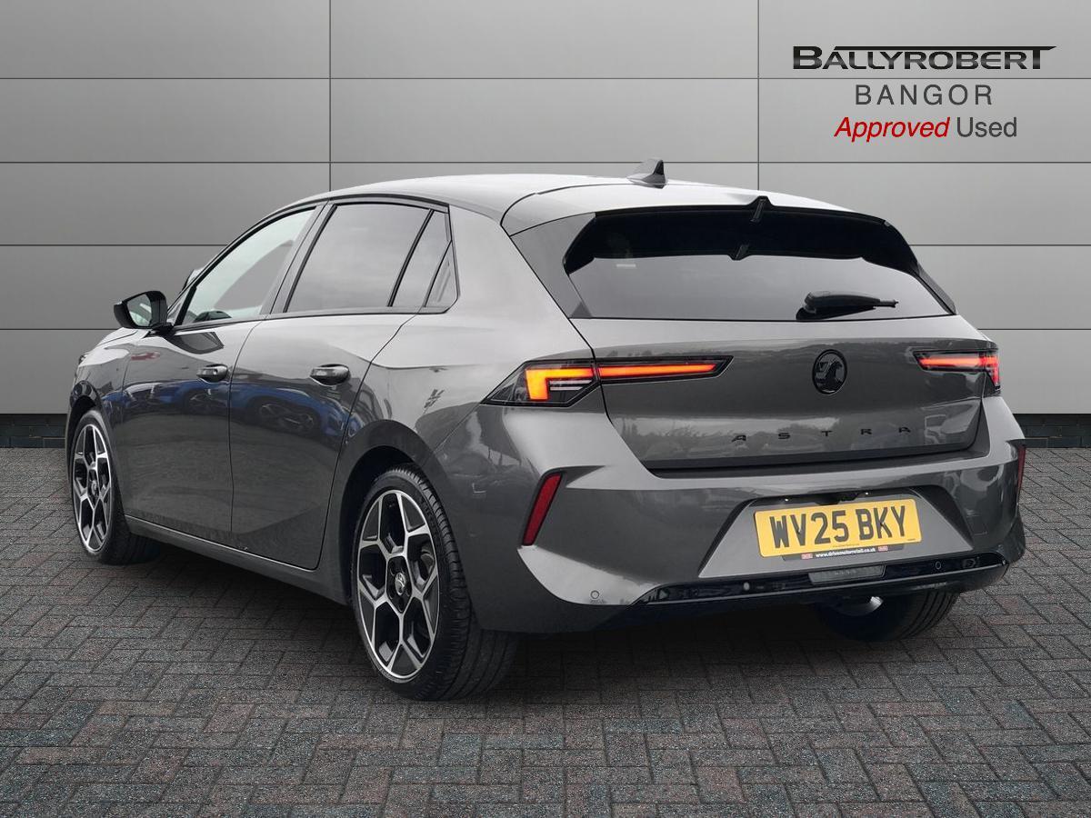 Vauxhall Astra view 2