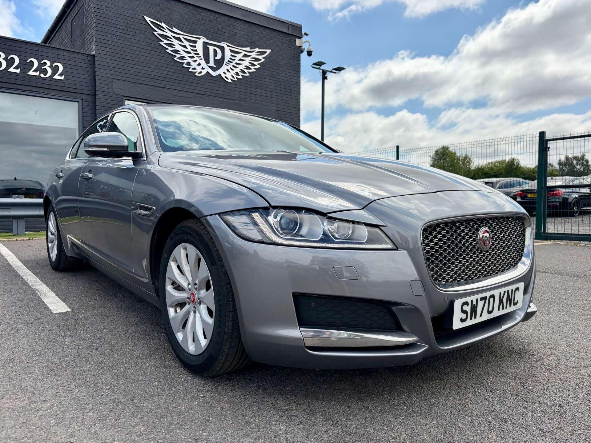 Jaguar XF view 51