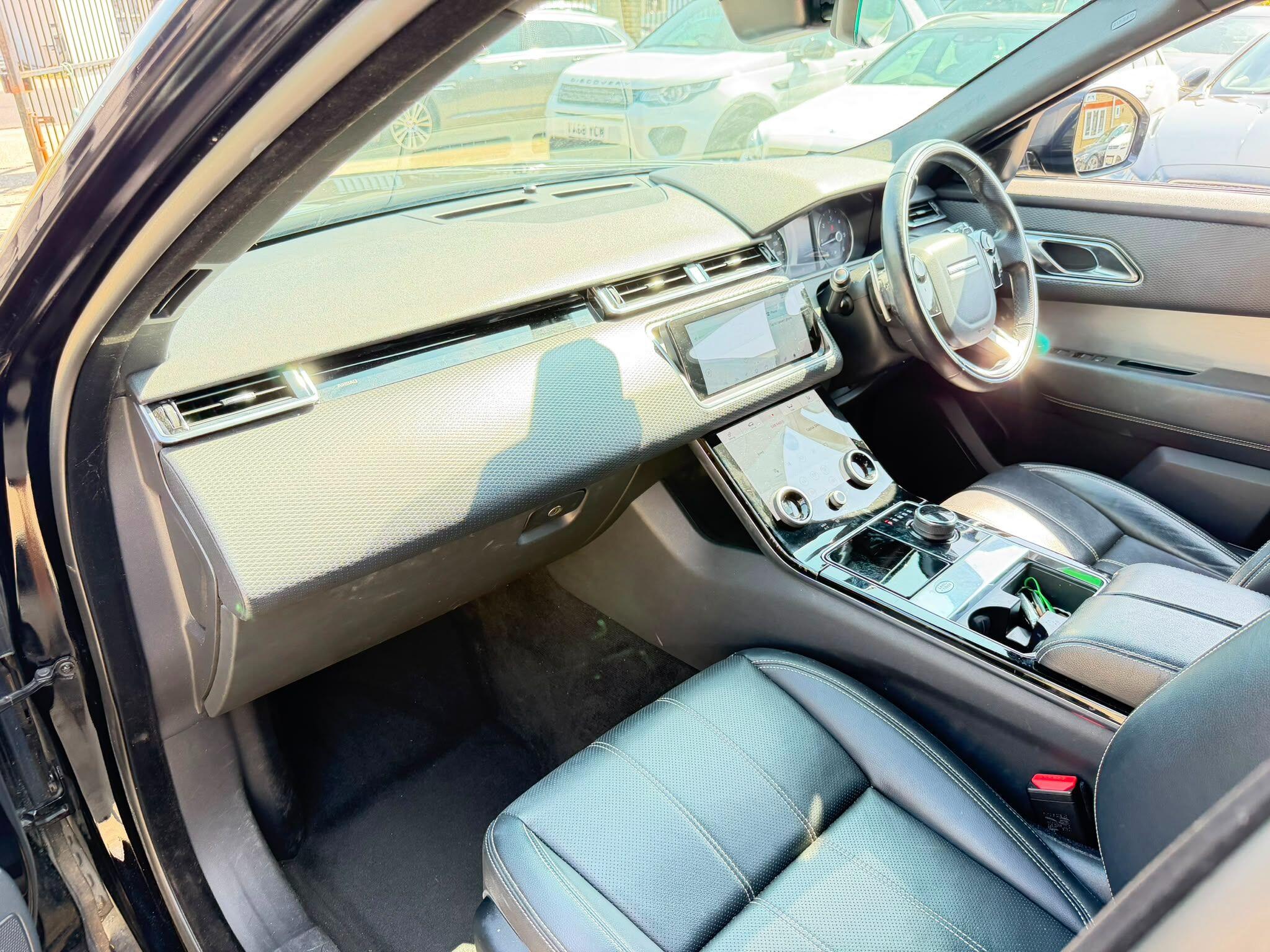 Land Rover Range Rover Velar view 19