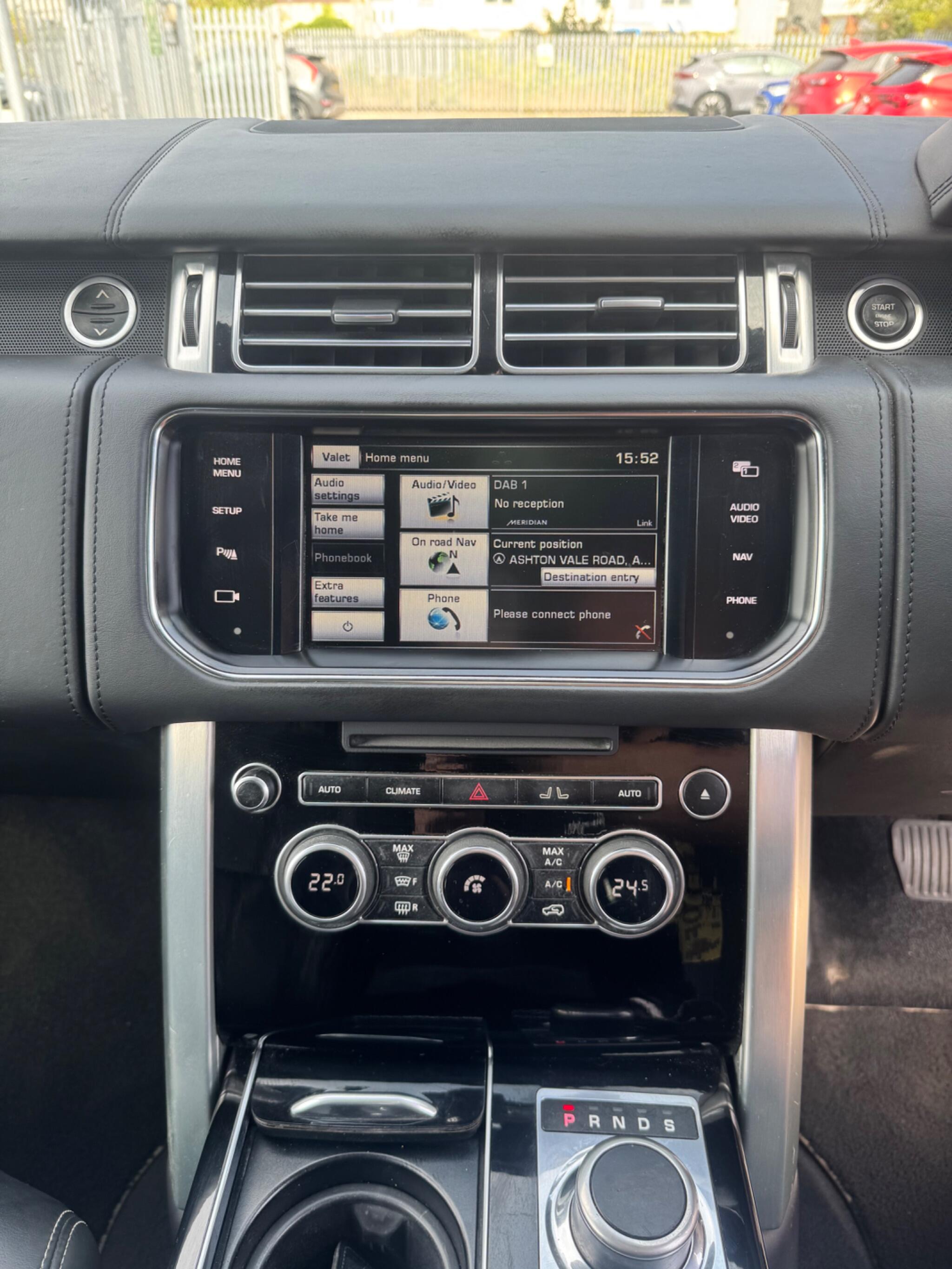 Land Rover Range Rover view 43