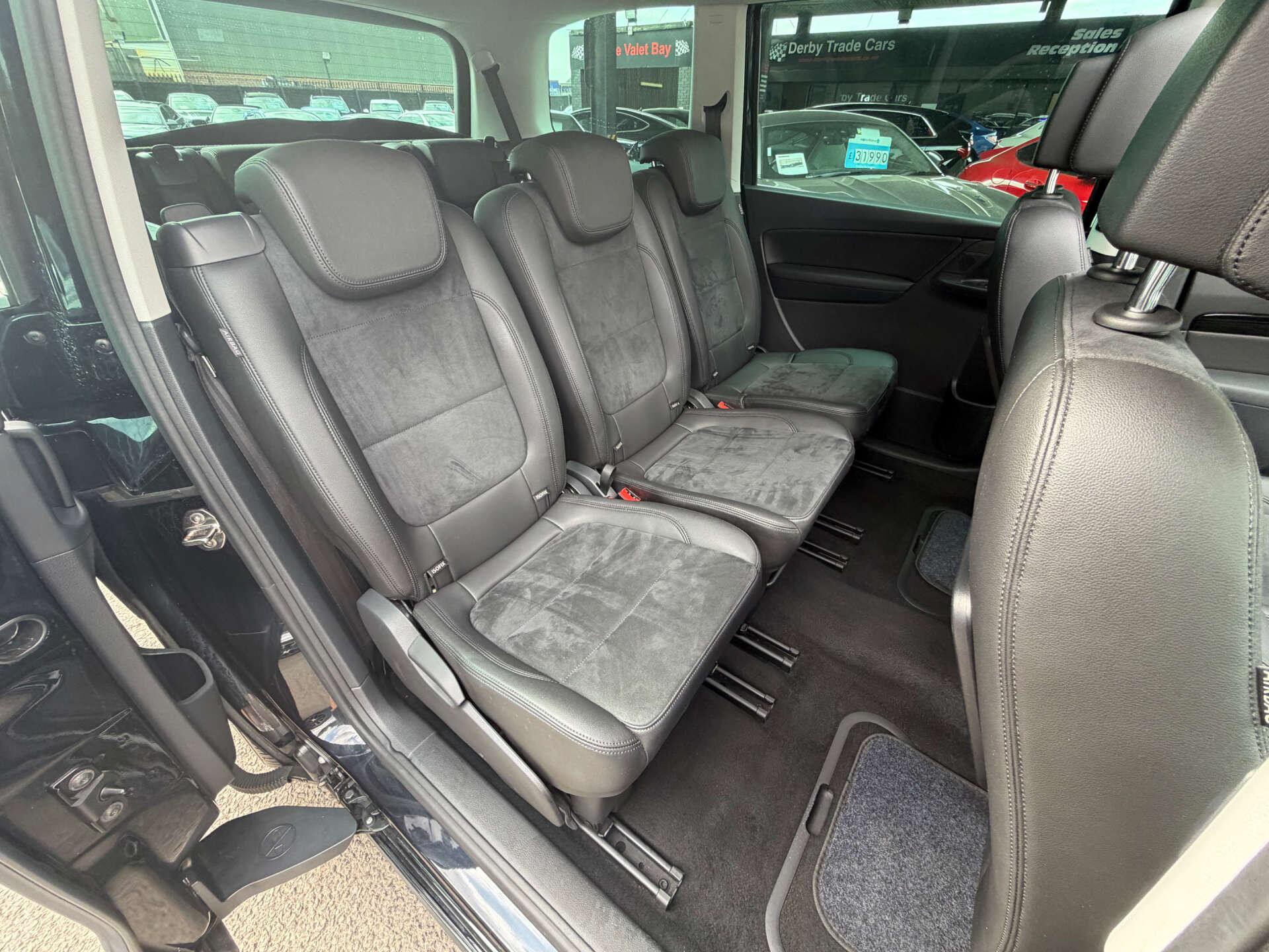 Volkswagen Sharan view 19