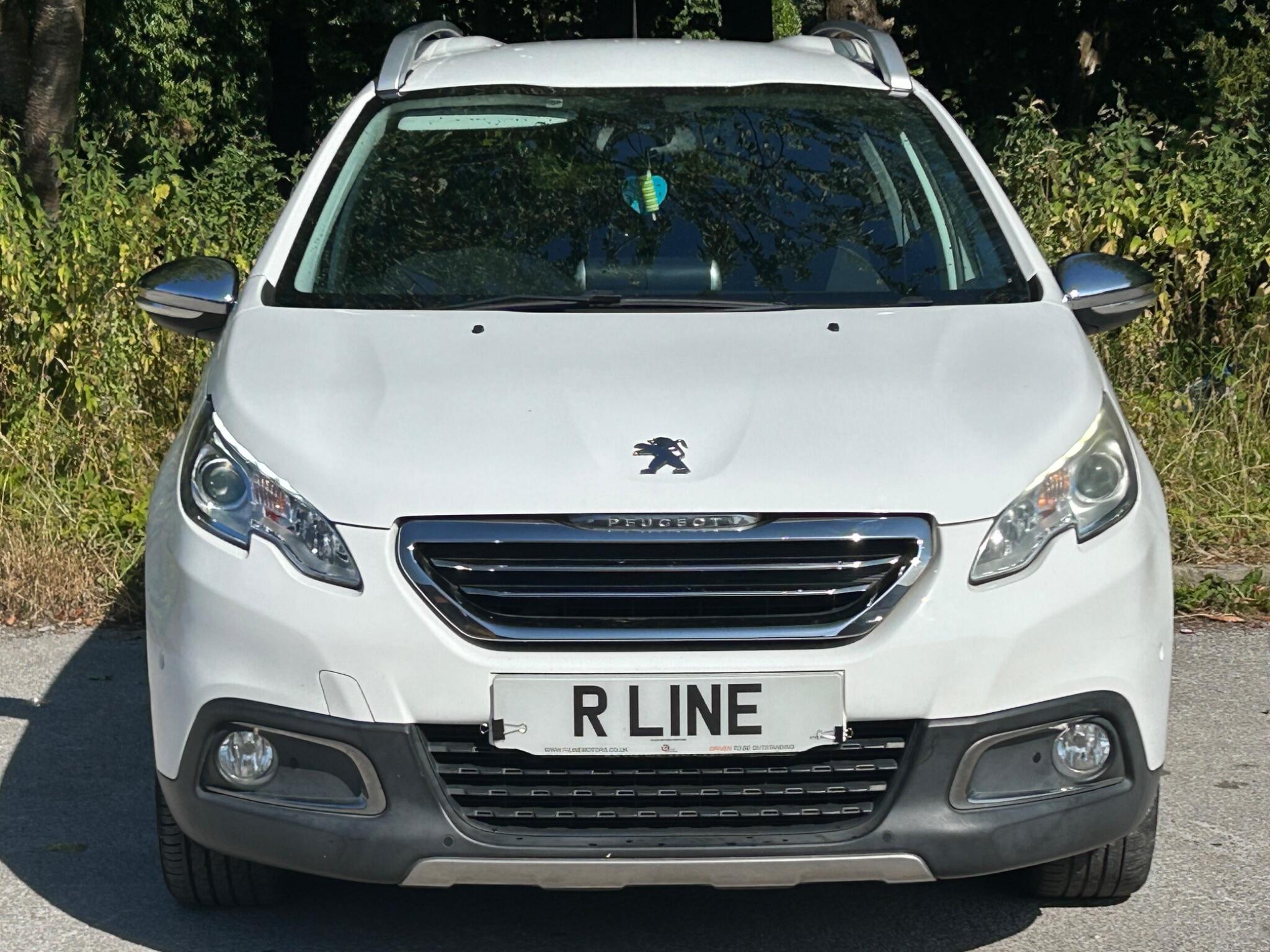 Peugeot 2008 view 5