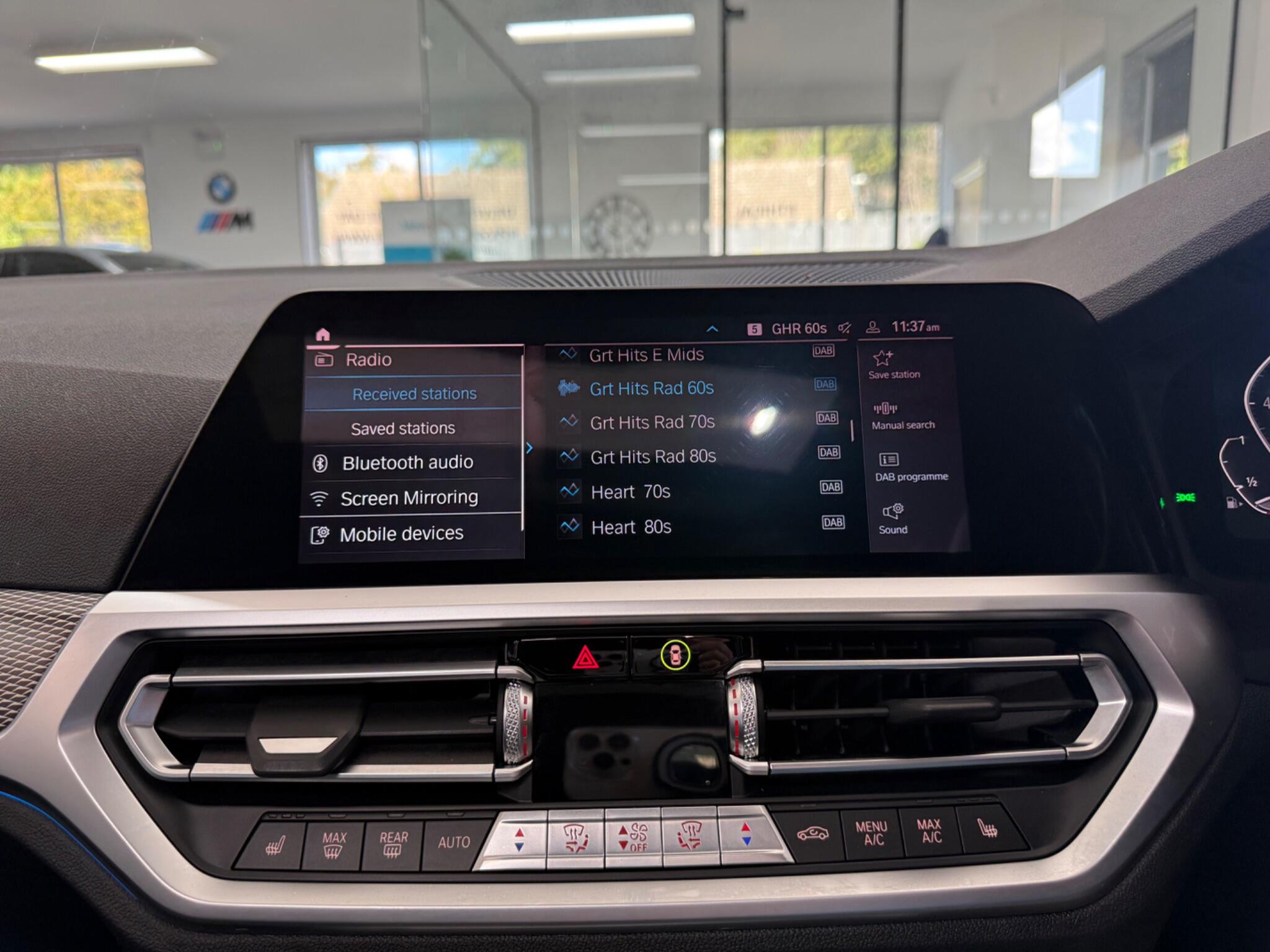 BMW 3 Series view 10