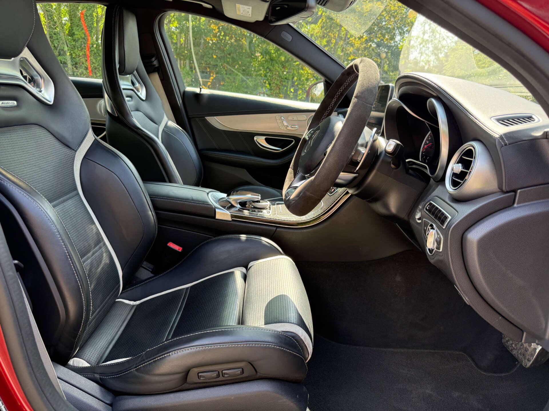 Mercedes-Benz C-Class view 18