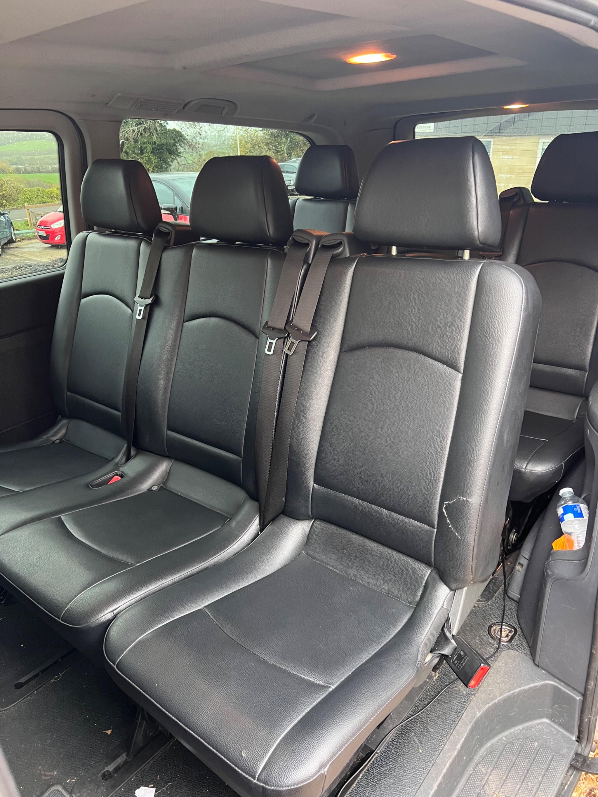 Mercedes-Benz Vito view 40