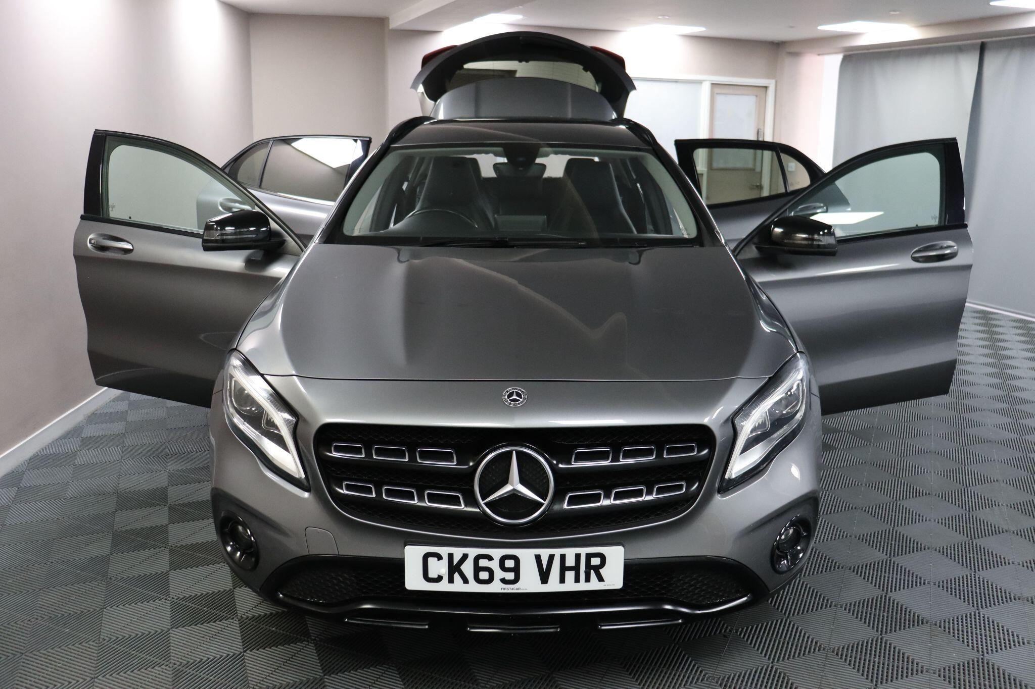 Mercedes-Benz Gla view 7