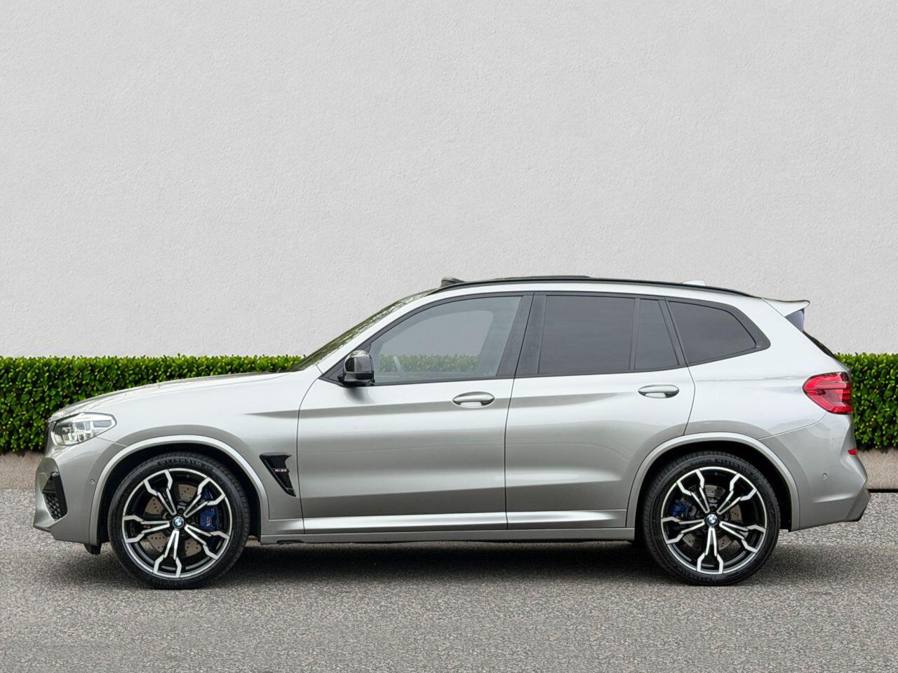 BMW X3 M view 4